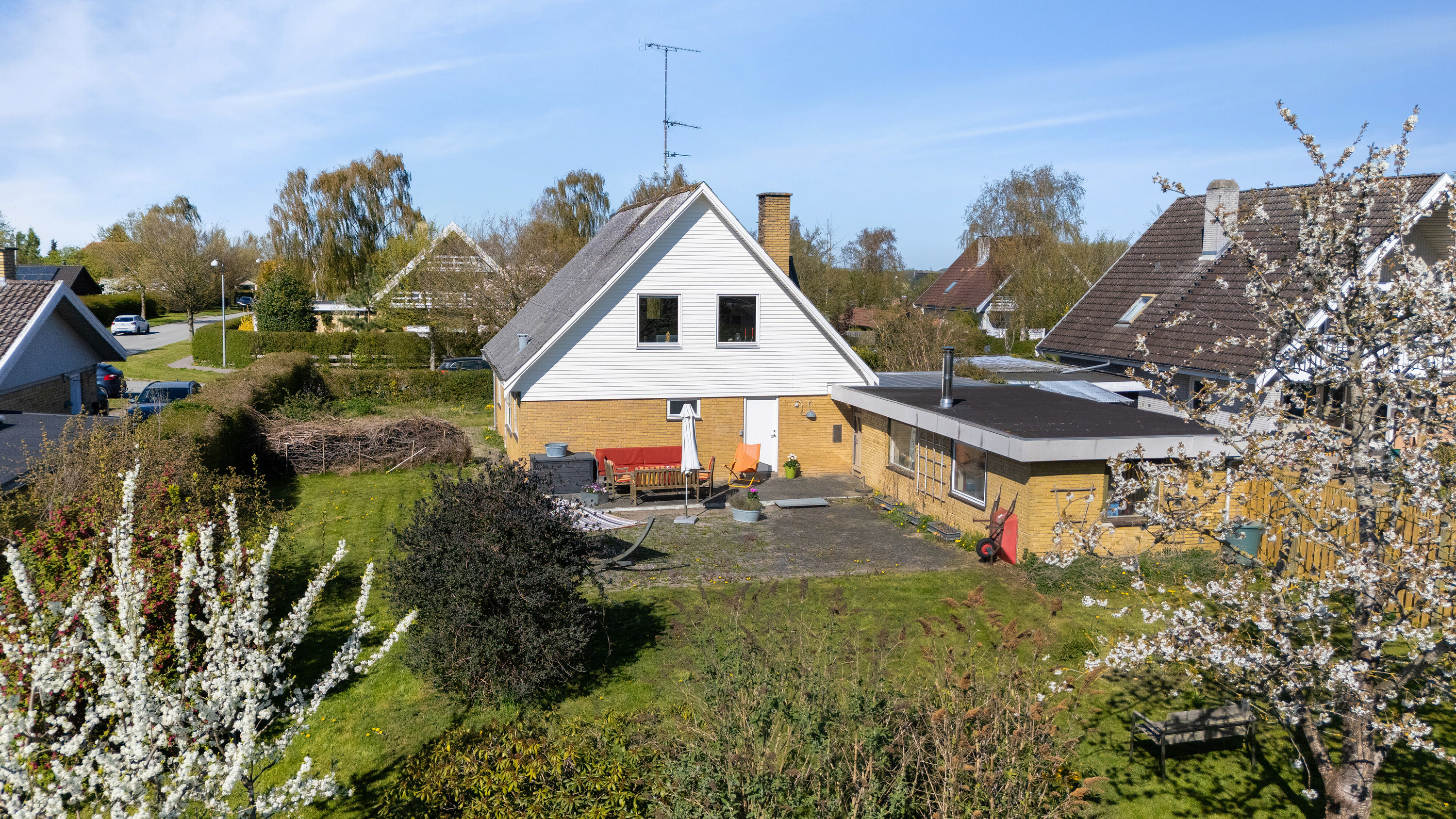 Fremhævet set fra haven billede i fuldskærmstilstand. Billede af Bovelgårdsvej 43, Gershøj, 4070 Kirke Hyllinge