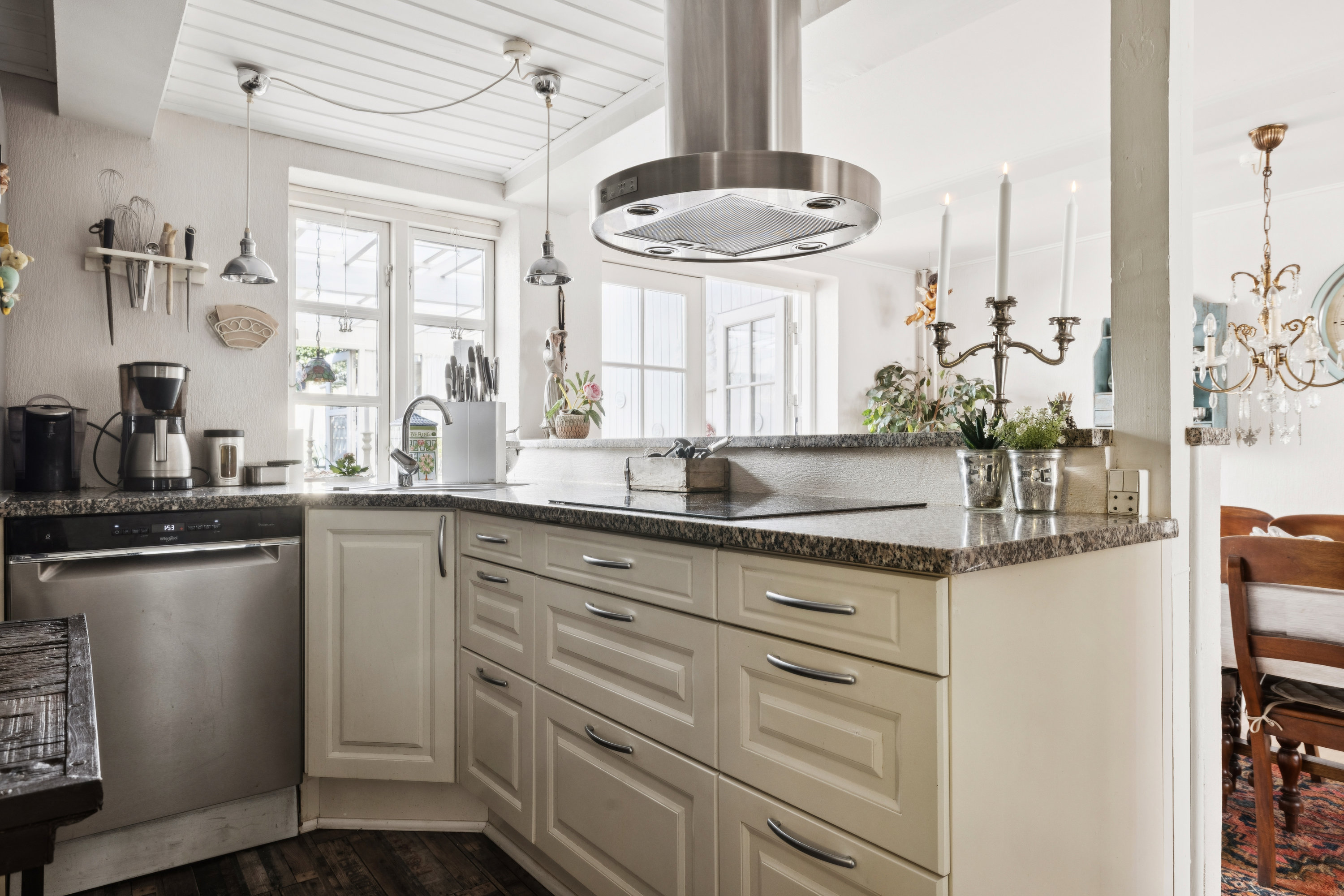 Fremhævet køkken billede i fuldskærmstilstand. Billede af Ramsherred 3, 5610 Assens