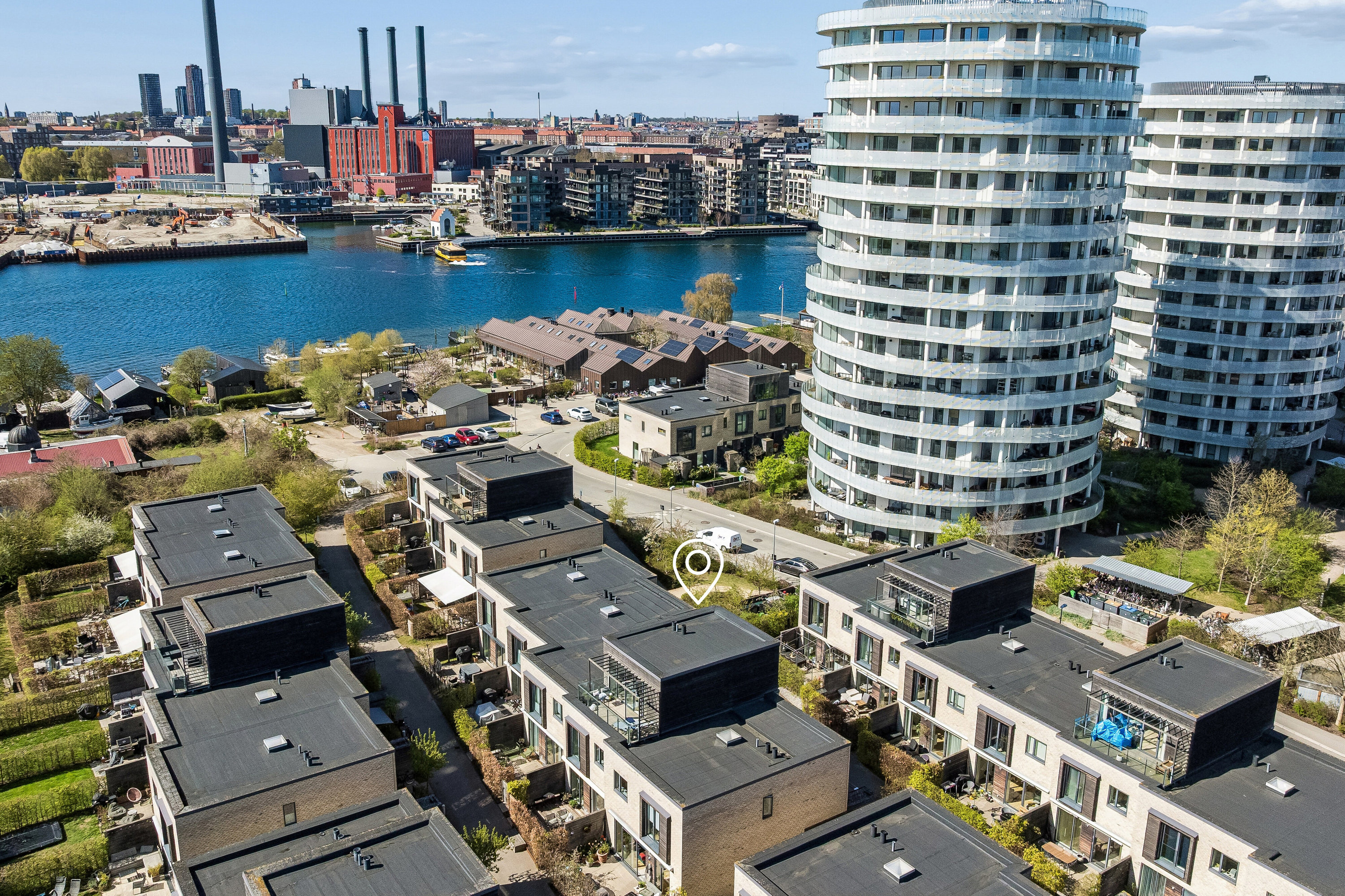 Fremhævet luftfoto billede i fuldskærmstilstand. Billede af Rundholtsvej 41, 2300 København S