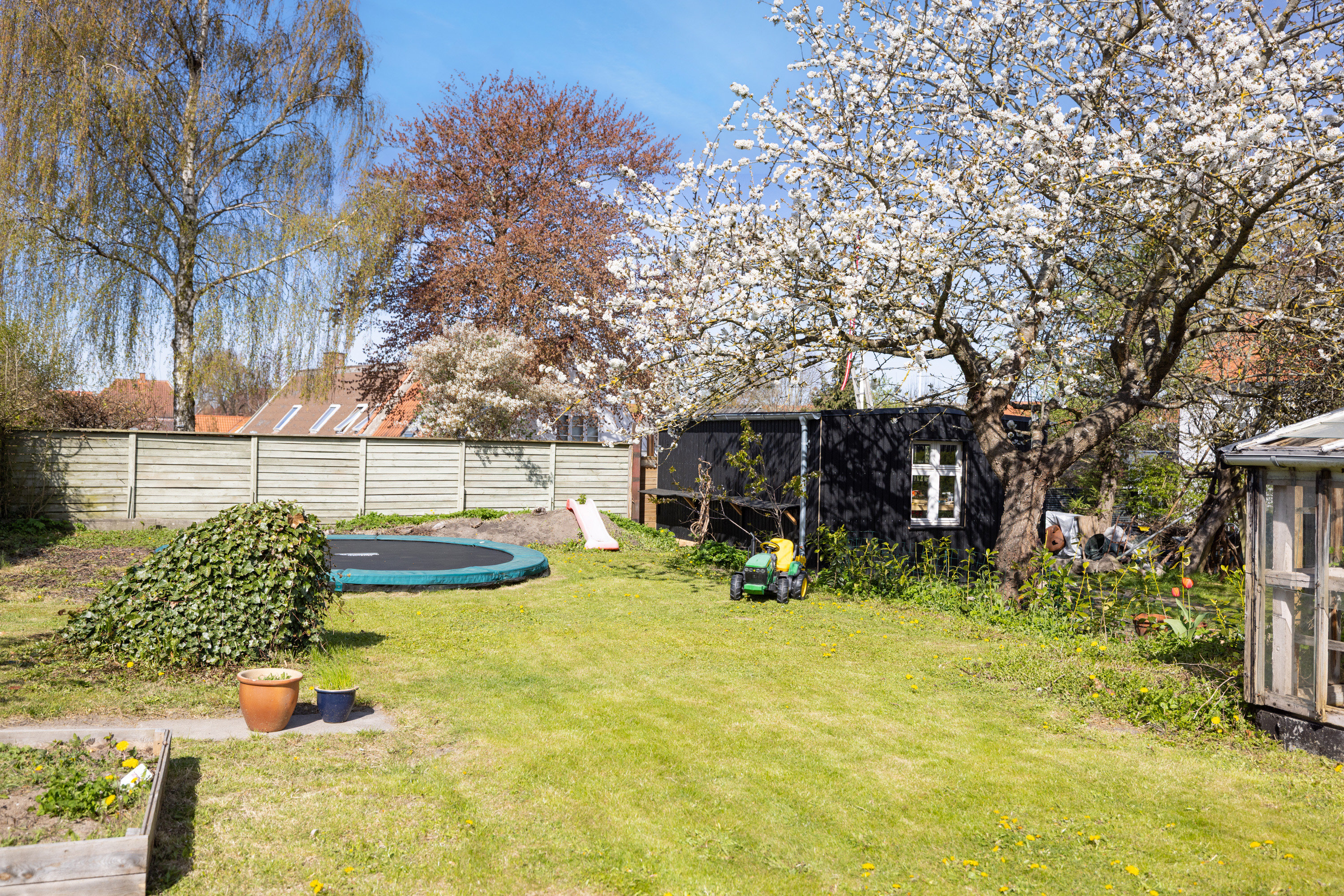 Fremhævet  billede i fuldskærmstilstand. Billede af Åby Kirkevej 2, 8230 Åbyhøj