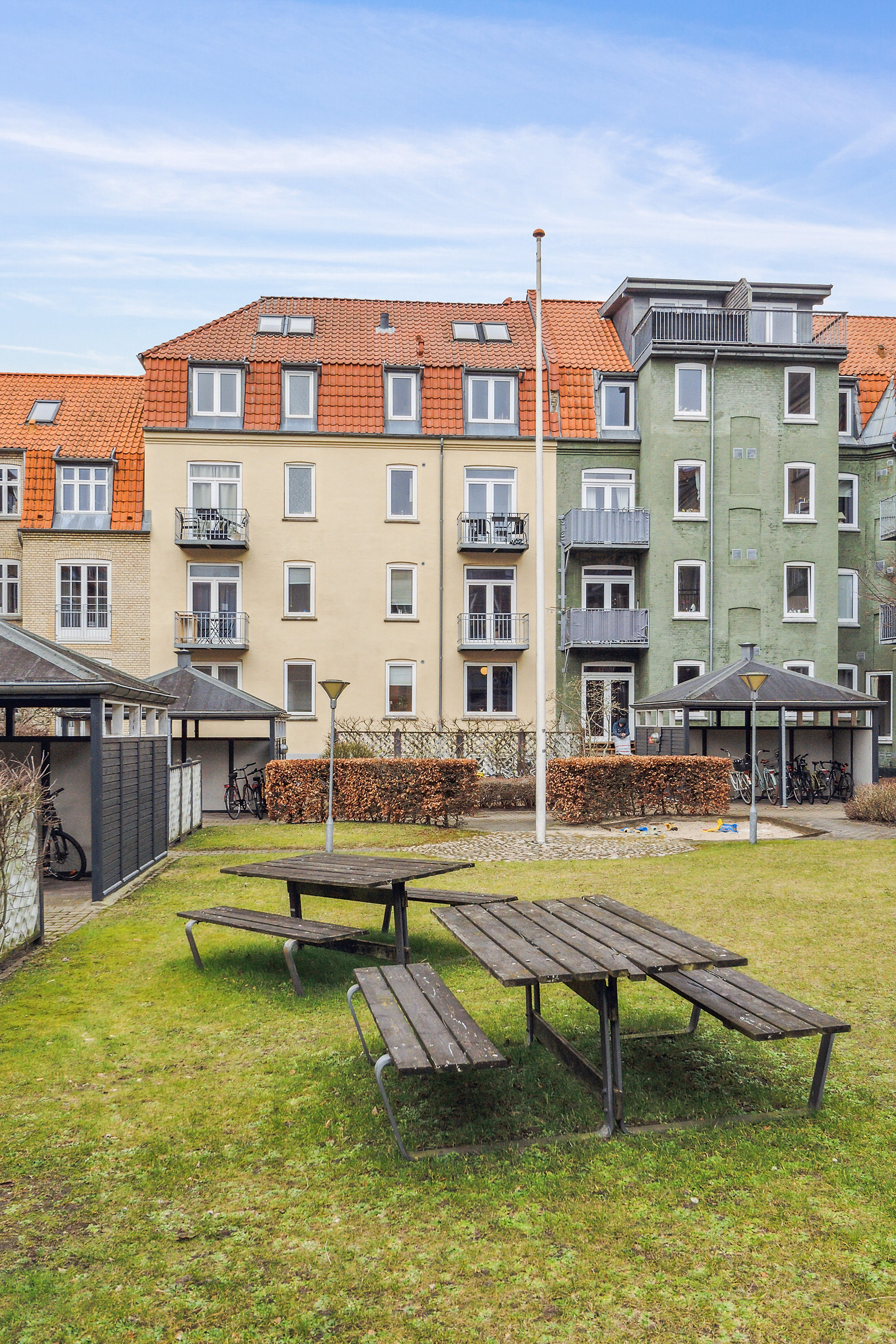 Fremhævet ejendommen billede i fuldskærmstilstand. Billede af Fredericiagade 25, st.. tv., 9000 Aalborg