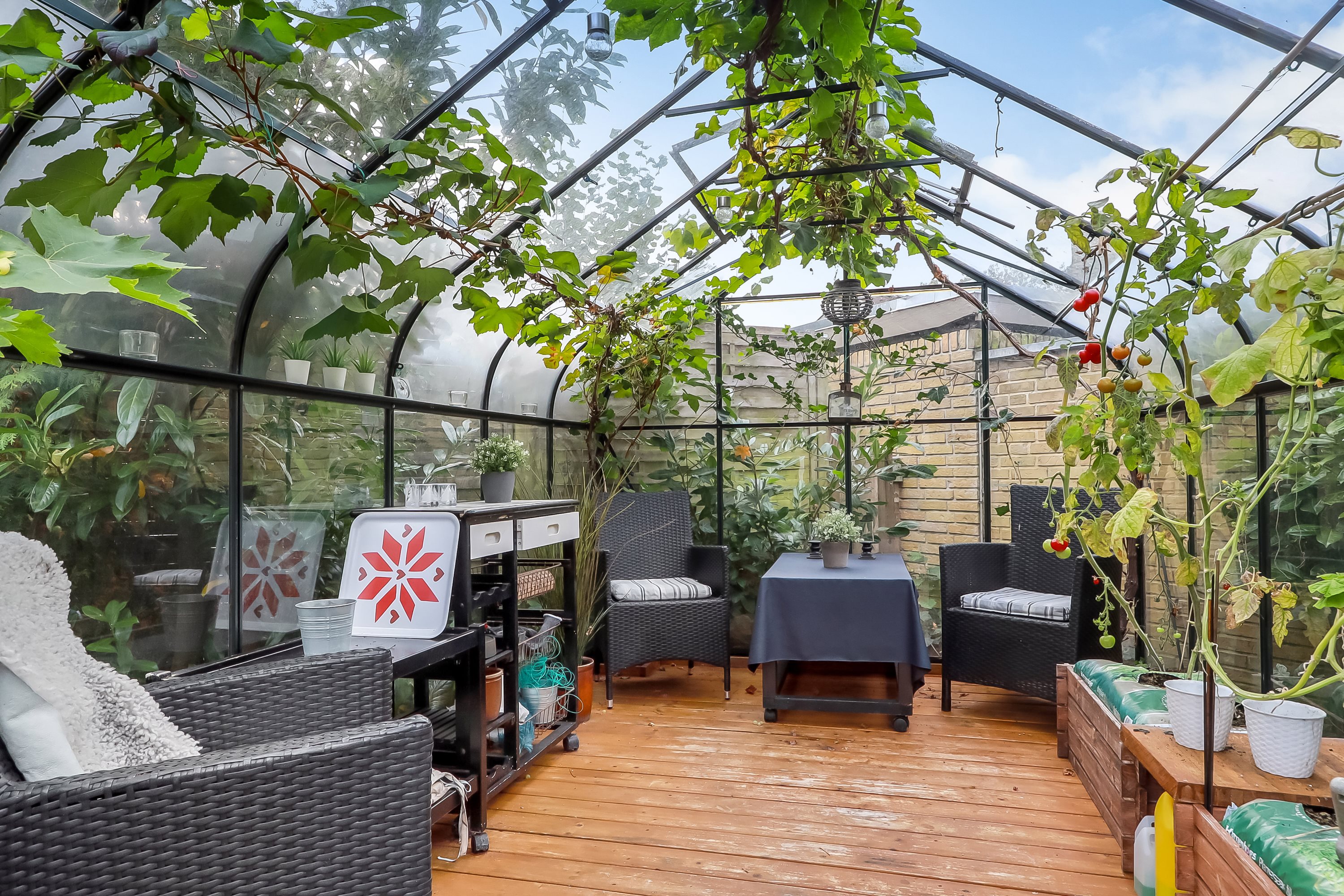 Fremhævet terrasse billede i fuldskærmstilstand. Billede af Nordskovvej 13, 5230 Odense M