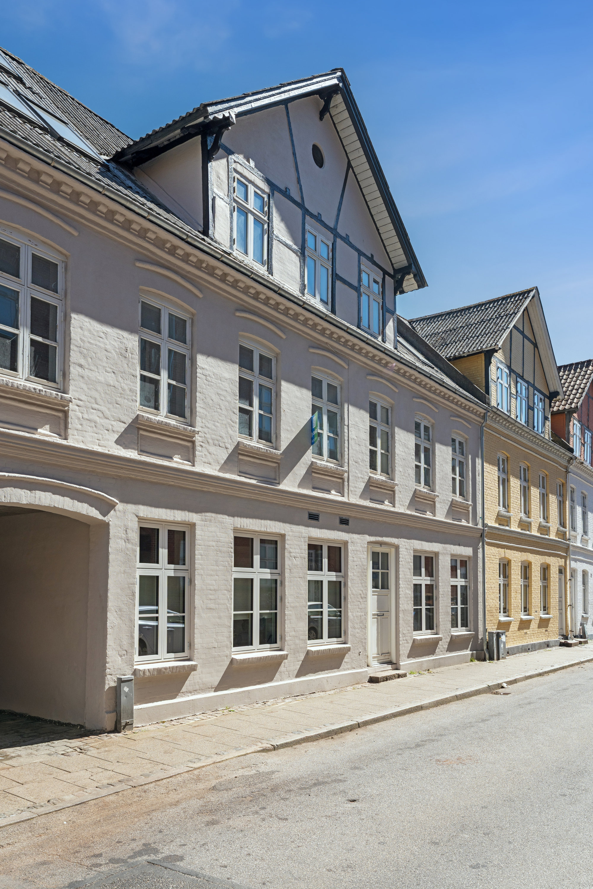 Fremhævet andet billede i fuldskærmstilstand. Billede af Rantzausgade 19, 1. th., 9000 Aalborg