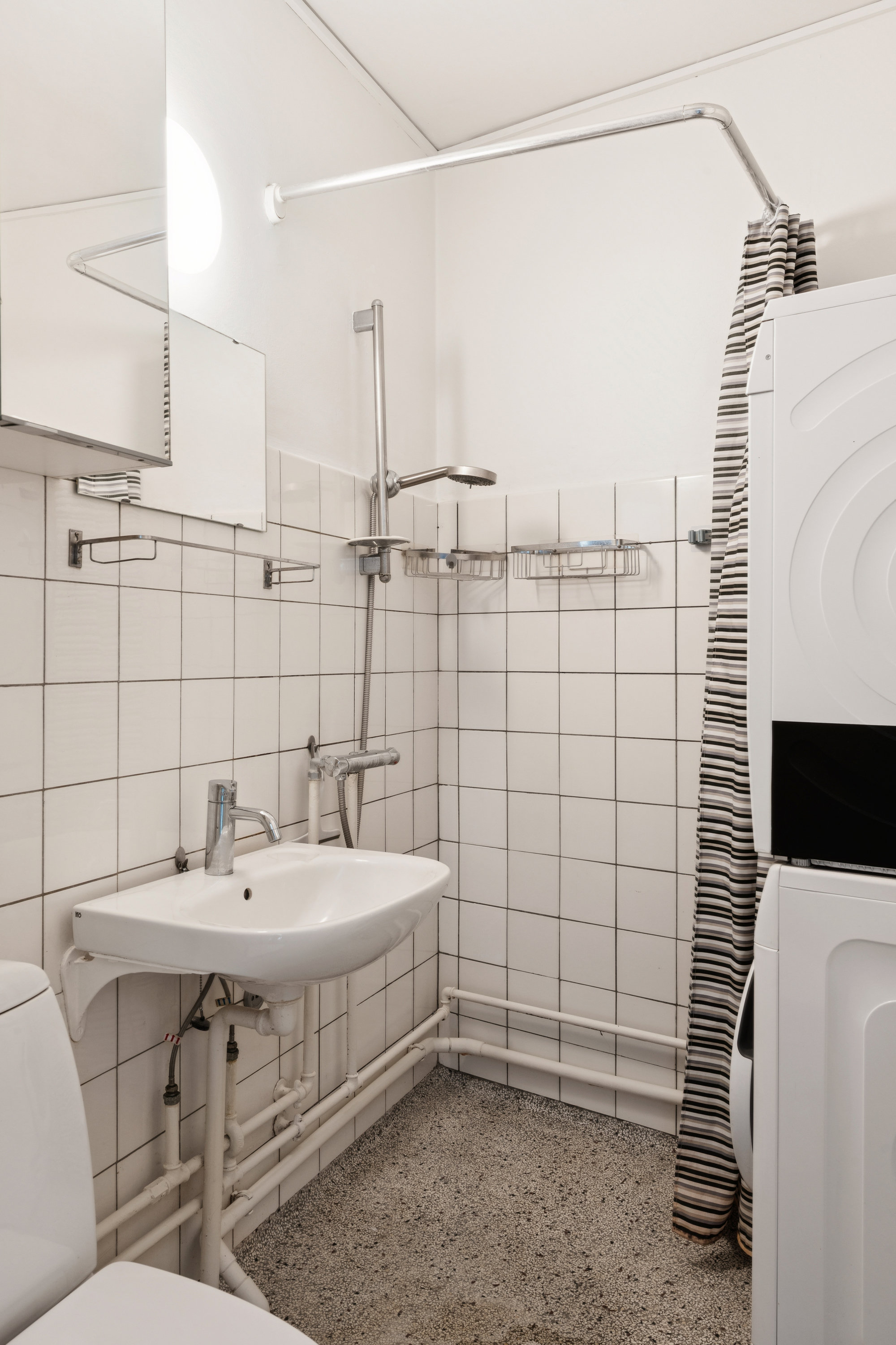 Fremhævet badeværelse billede i fuldskærmstilstand. Billede af Vesterbro 35, 5. 501., 9000 Aalborg