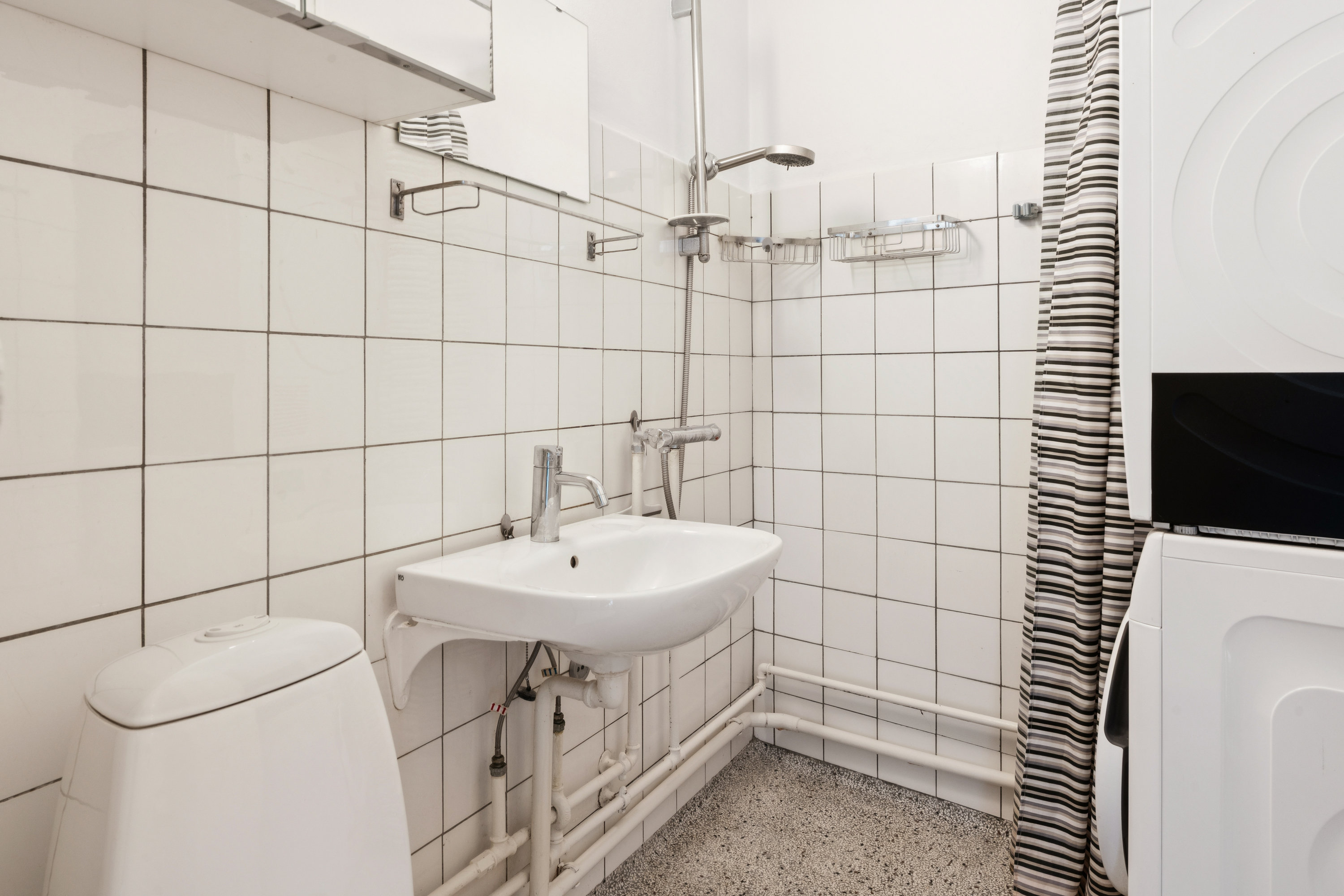 Fremhævet badeværelse billede i fuldskærmstilstand. Billede af Vesterbro 35, 5. 501., 9000 Aalborg