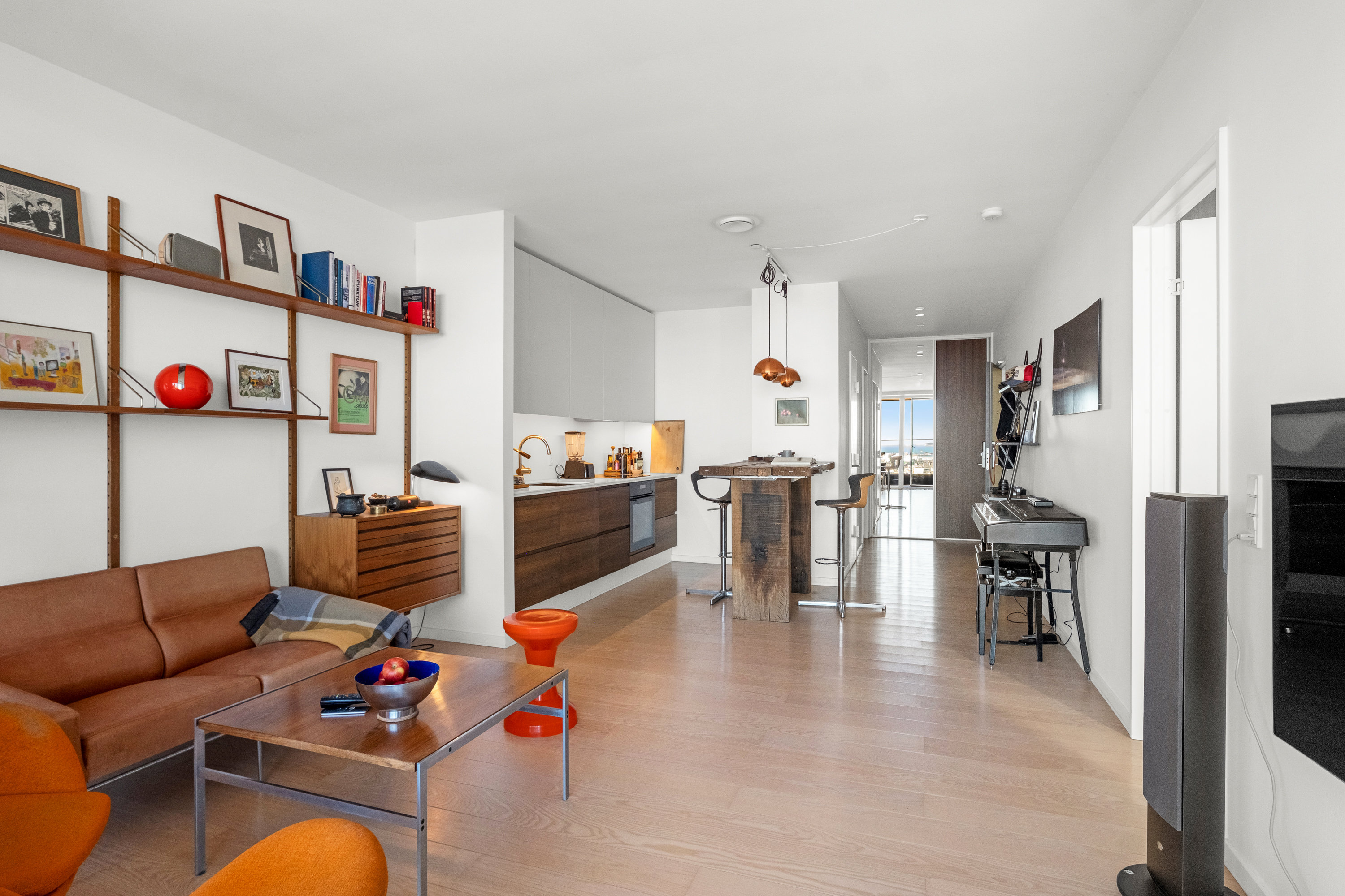 Fremhævet stue billede i fuldskærmstilstand. Billede af Ceres Allé 7, 16. 1., 8000 Aarhus C