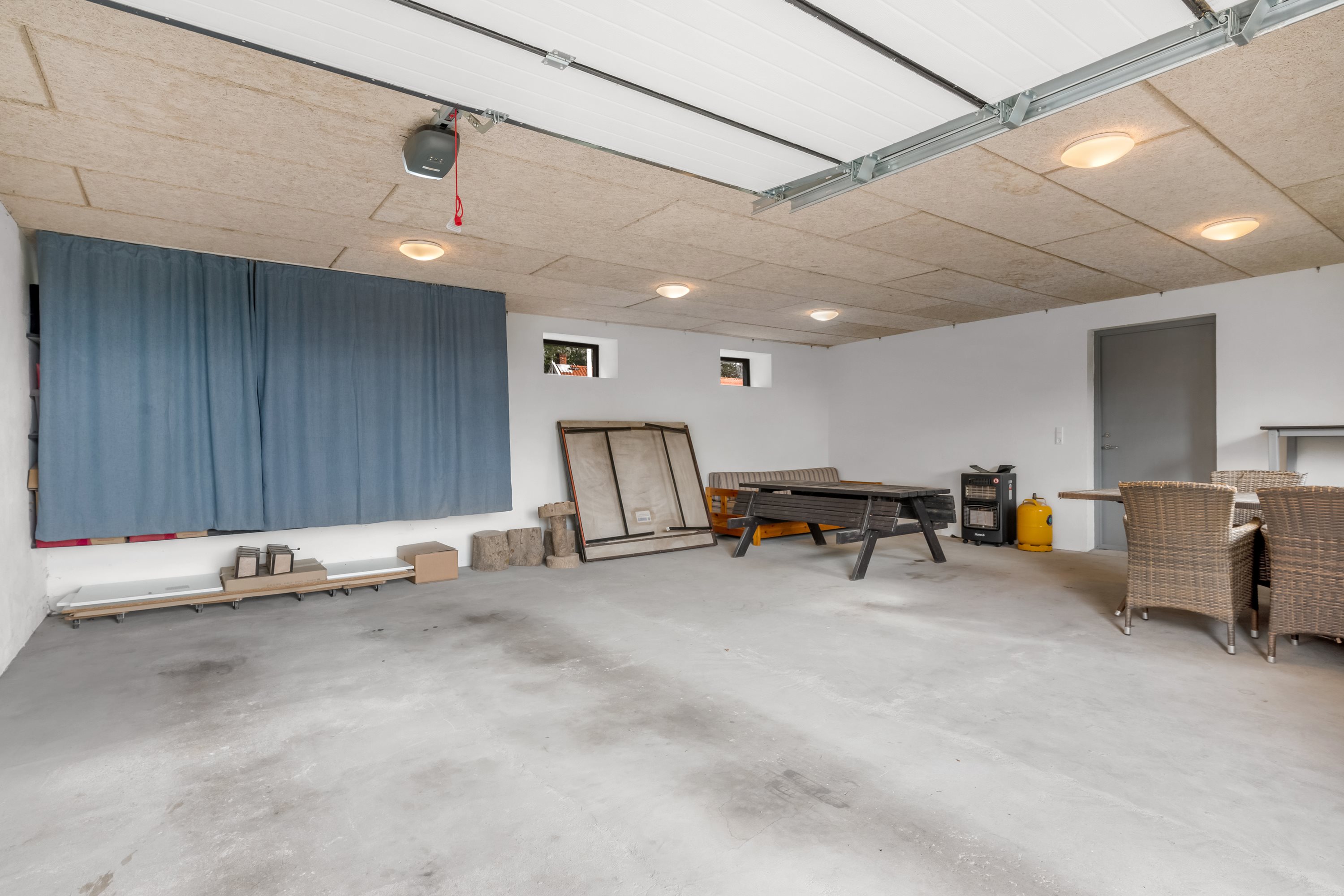 Fremhævet garage billede i fuldskærmstilstand. Billede af Trabjergvej 4, Borbjerg, 7500 Holstebro