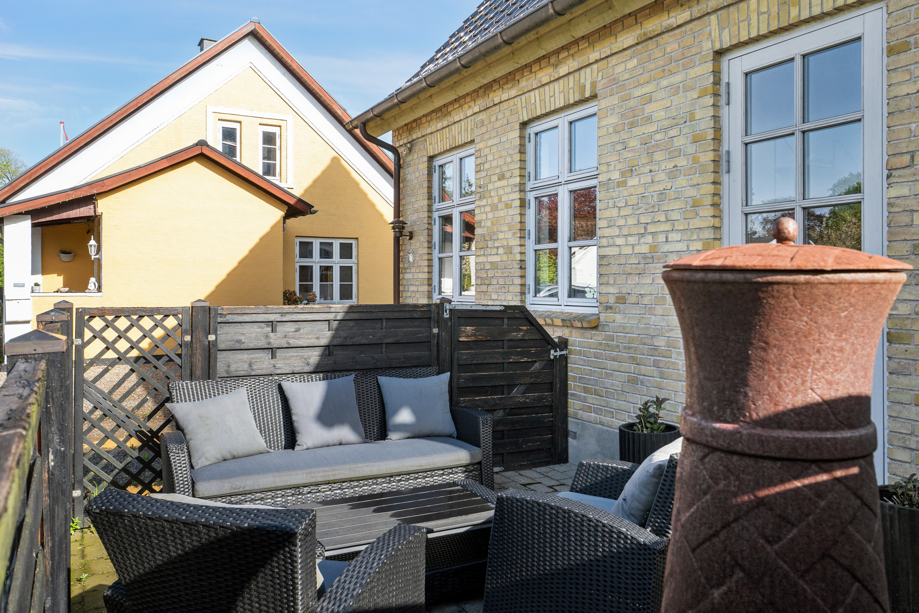Fremhævet terrasse billede i fuldskærmstilstand. Billede af Nyborgvej 16, Sødinge, 5750 Ringe