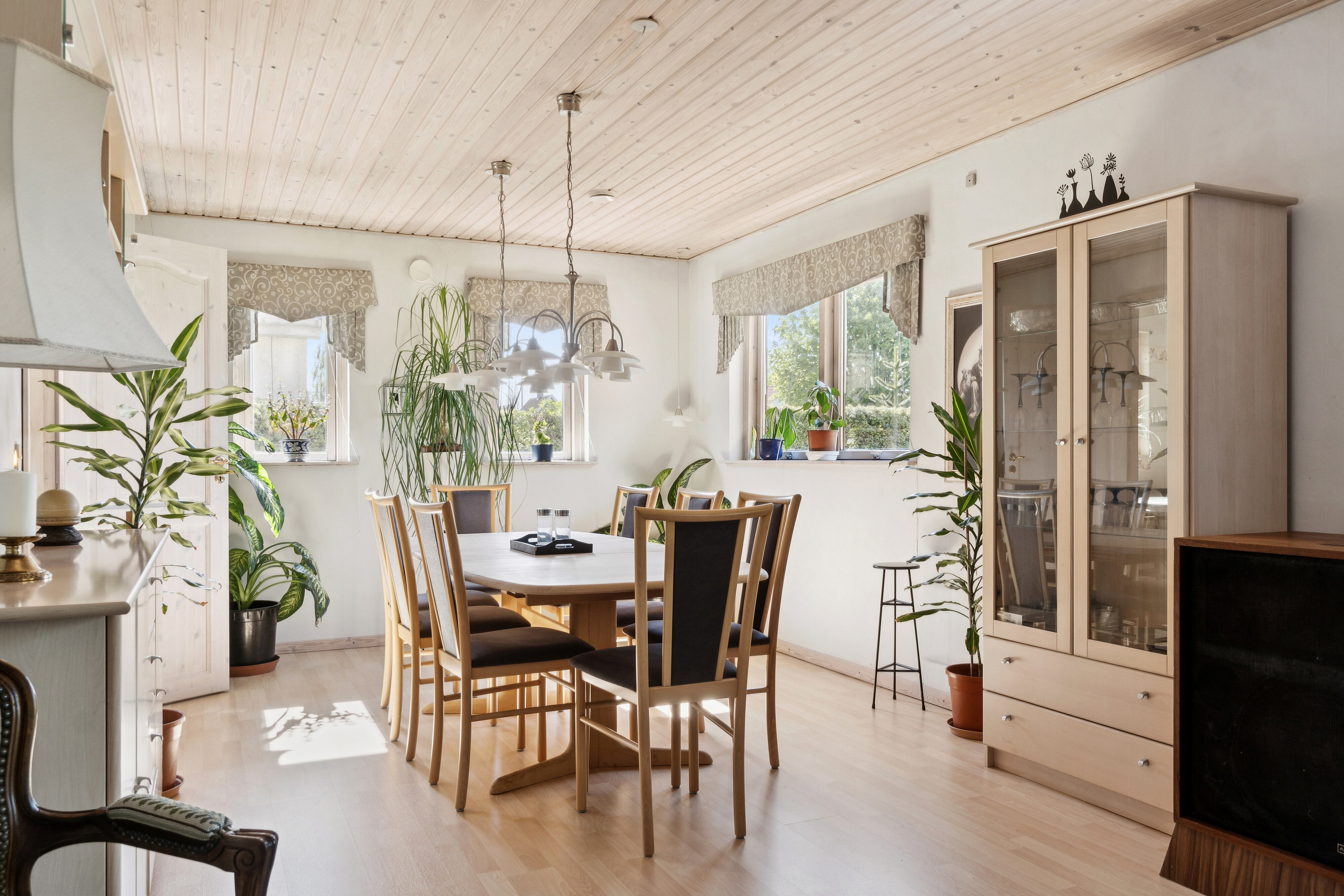 Fremhævet spisestue billede i fuldskærmstilstand. Billede af Sørby Hovedgade 9, Sørbymagle, 4200 Slagelse