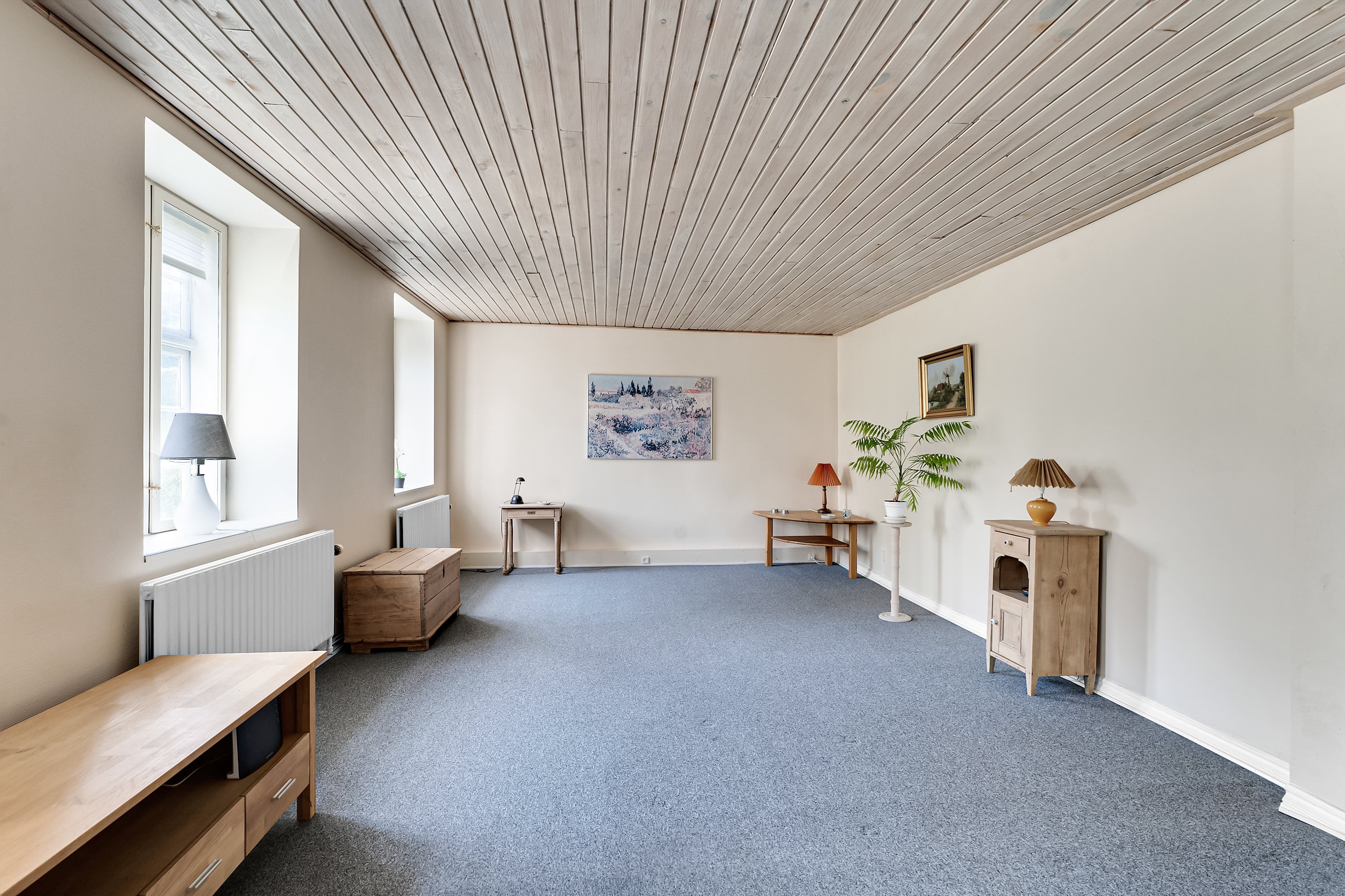 Fremhævet stue billede i fuldskærmstilstand. Billede af Stationsvej 42, 8981 Spentrup