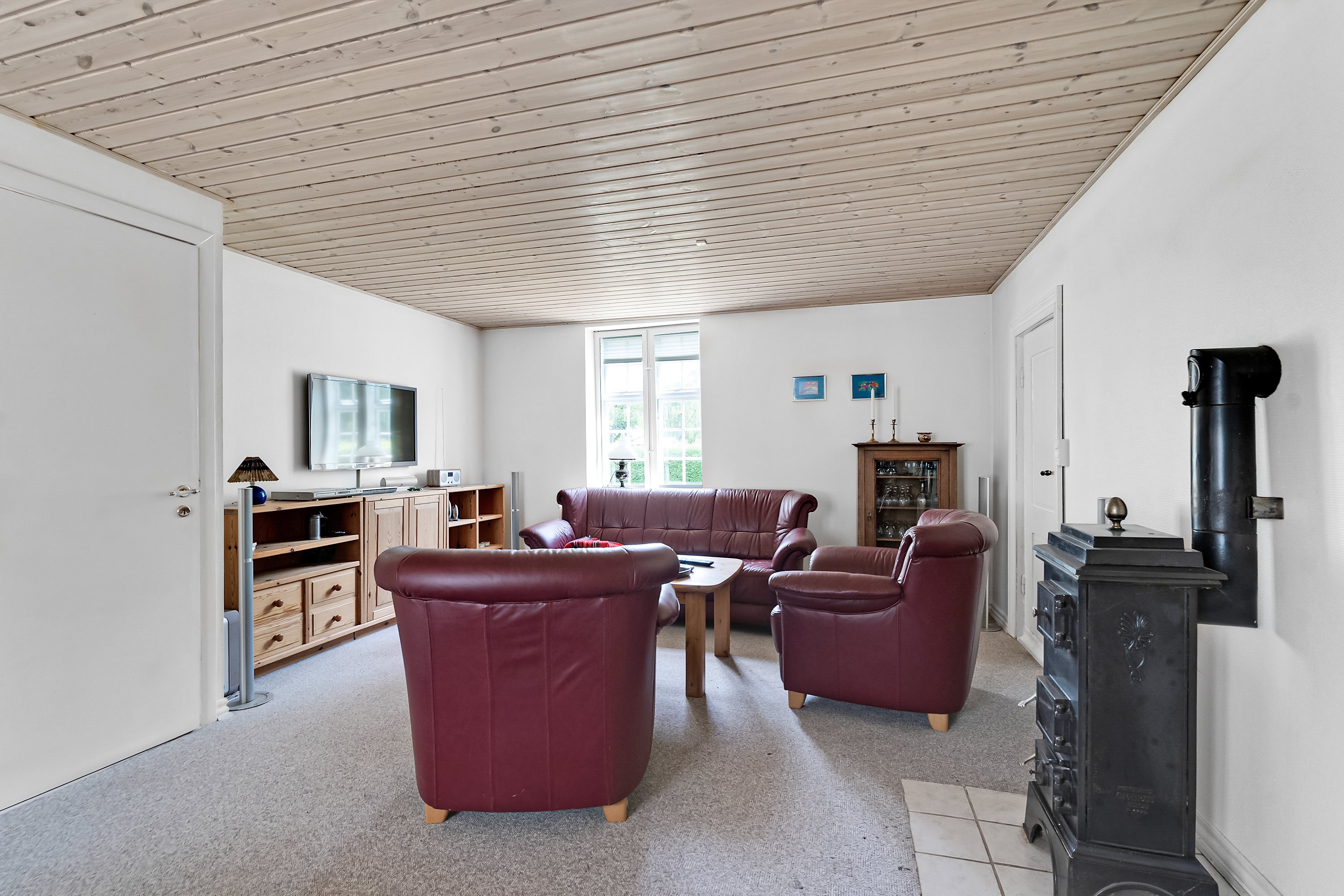 Fremhævet stue billede i fuldskærmstilstand. Billede af Stationsvej 42, 8981 Spentrup