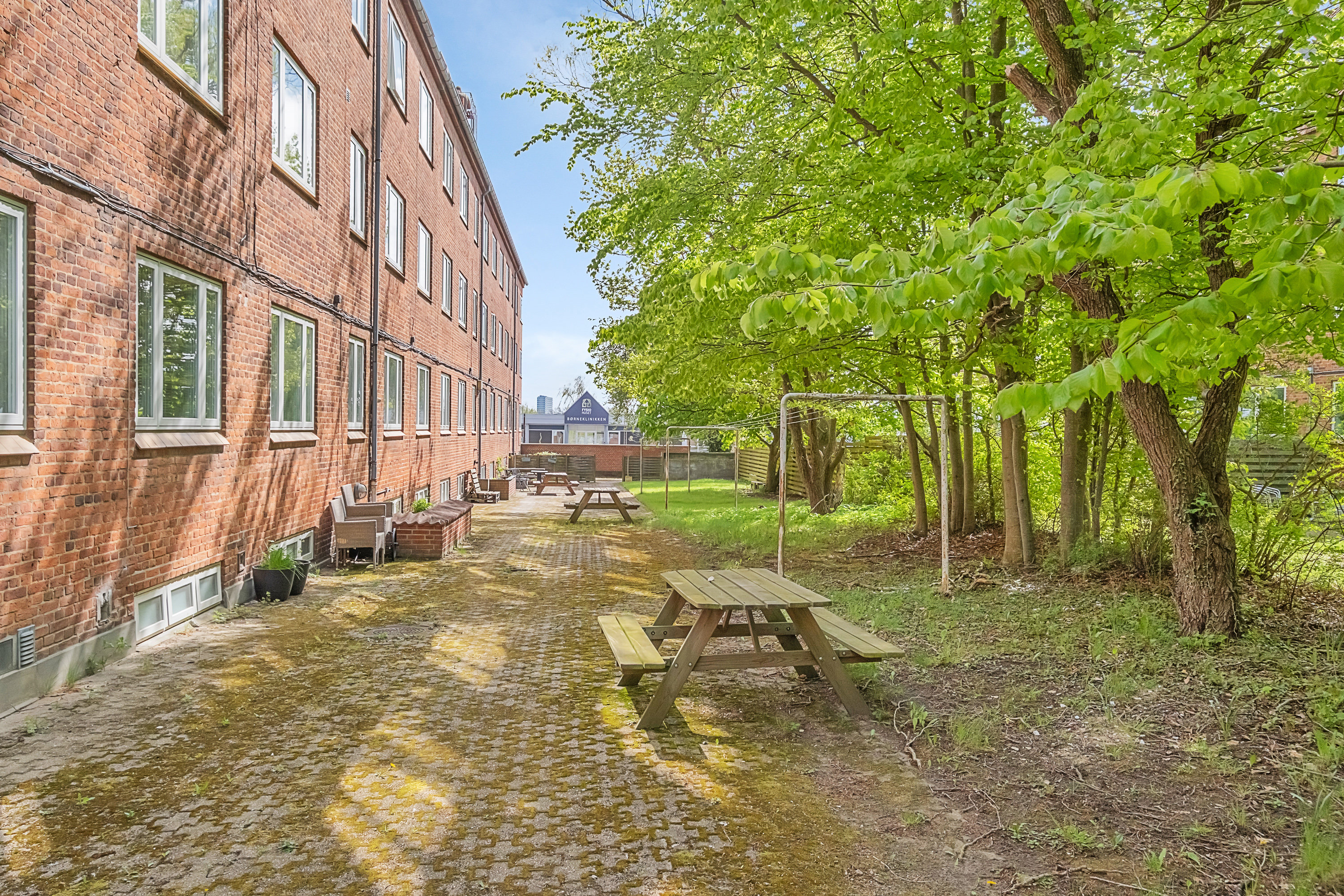 Fremhævet gårdmiljø billede i fuldskærmstilstand. Billede af Silkeborgvej 164, st.. tv., 8000 Aarhus C