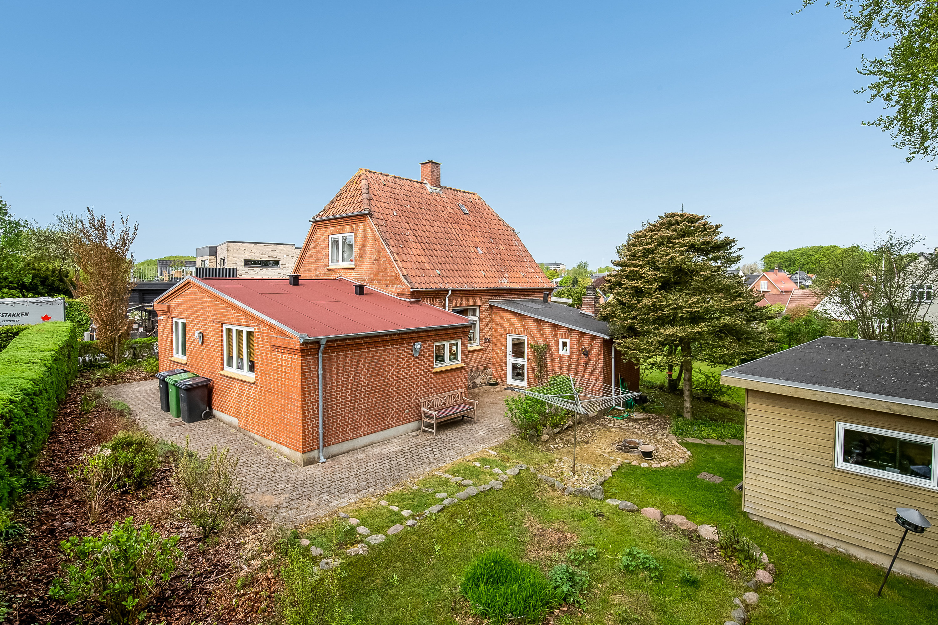 Fremhævet mastefoto billede i fuldskærmstilstand. Billede af Chr Winthersvej 60, Uhrhøj, 7100 Vejle