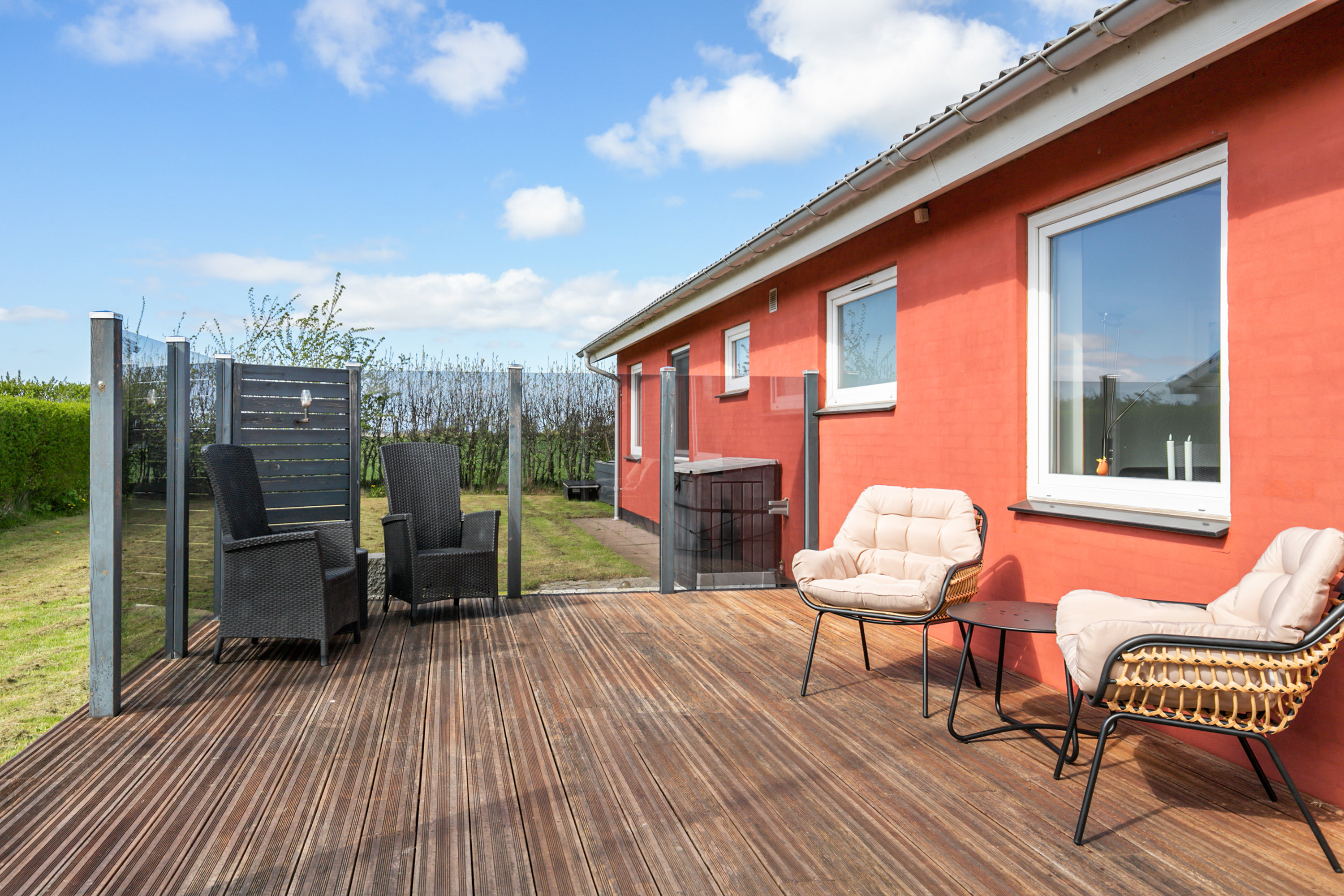 Fremhævet terrasse billede i fuldskærmstilstand. Billede af Vilstedvej 92, Vindblæs, 9670 Løgstør