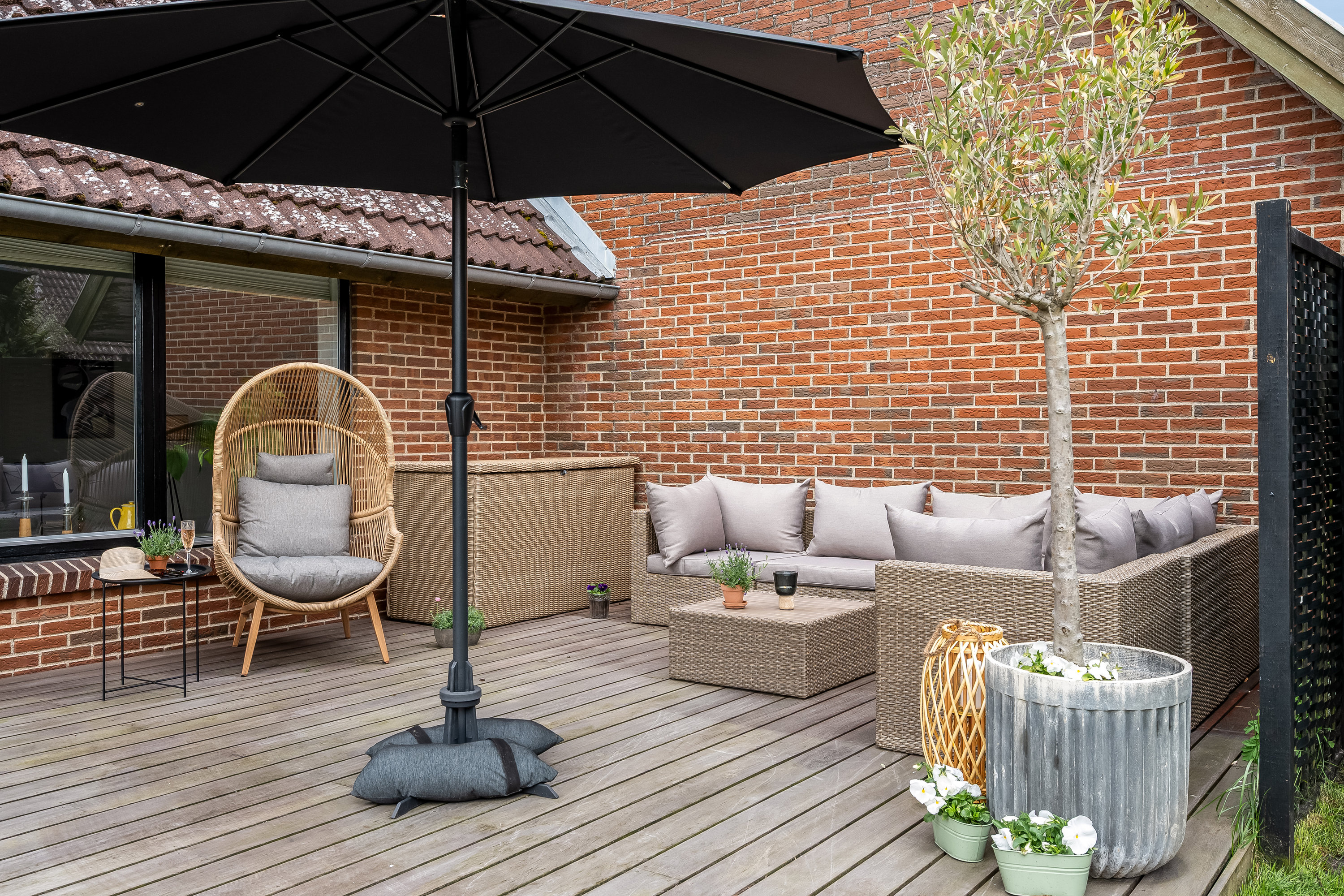 Fremhævet overdækket terrasse billede i fuldskærmstilstand. Billede af Kløverengen 5, Nordby, 6720 Fanø