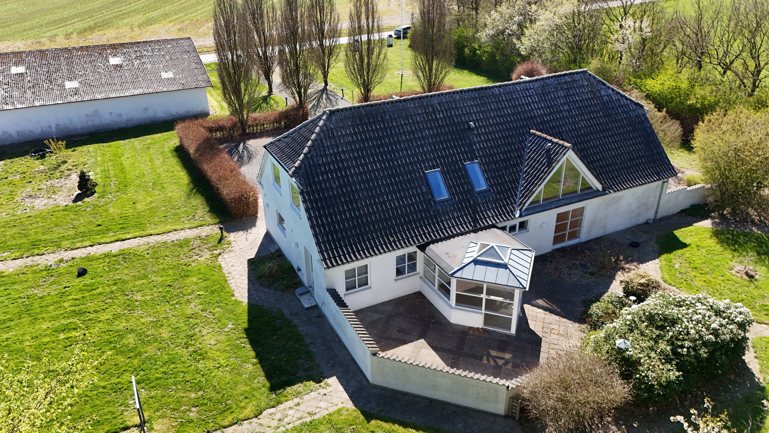 Fremhævet drone billede i fuldskærmstilstand. Billede af Runevej 8, Ll Rørbæk, 9500 Hobro