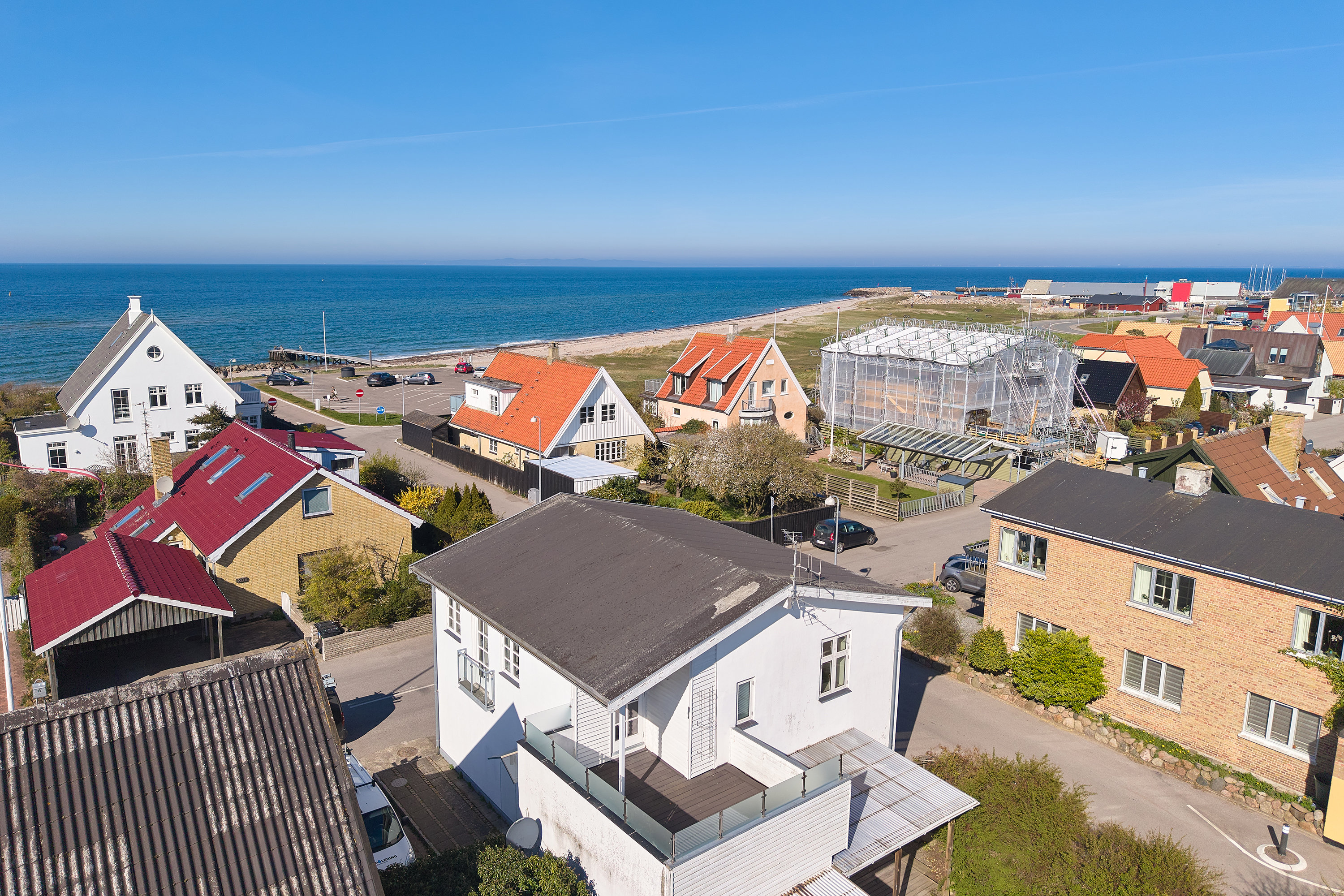 Fremhævet ejendommen billede i fuldskærmstilstand. Billede af Gilleleje Strandvej 21, 3250 Gilleleje