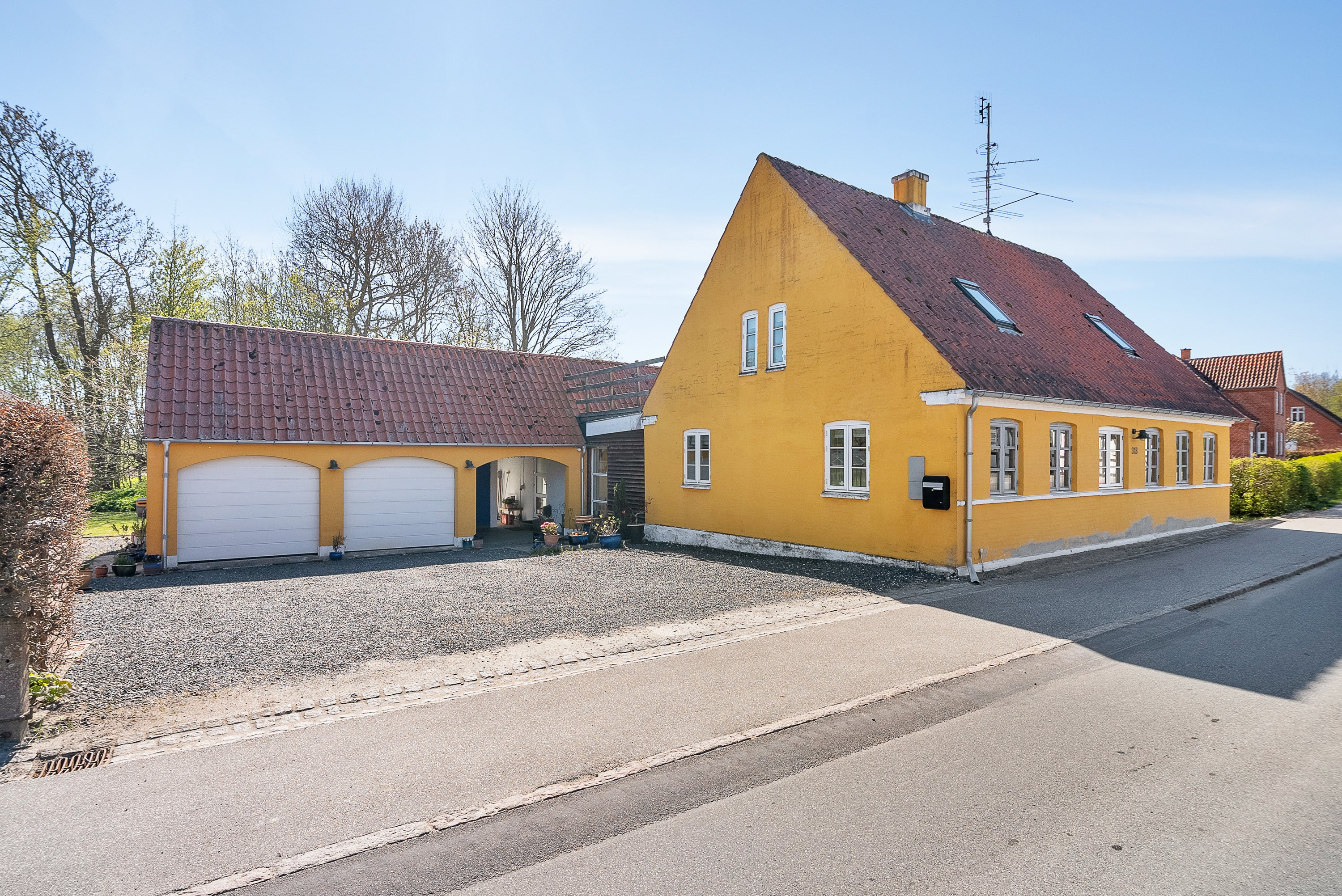 Fremhævet facade billede i fuldskærmstilstand. Billede af Assensvej 313, 5642 Millinge