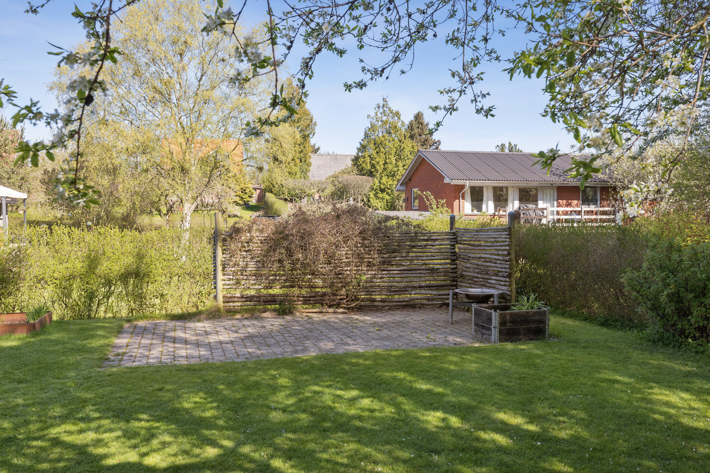 Fremhævet have billede i fuldskærmstilstand. Billede af Jadevej 38, 8541 Skødstrup