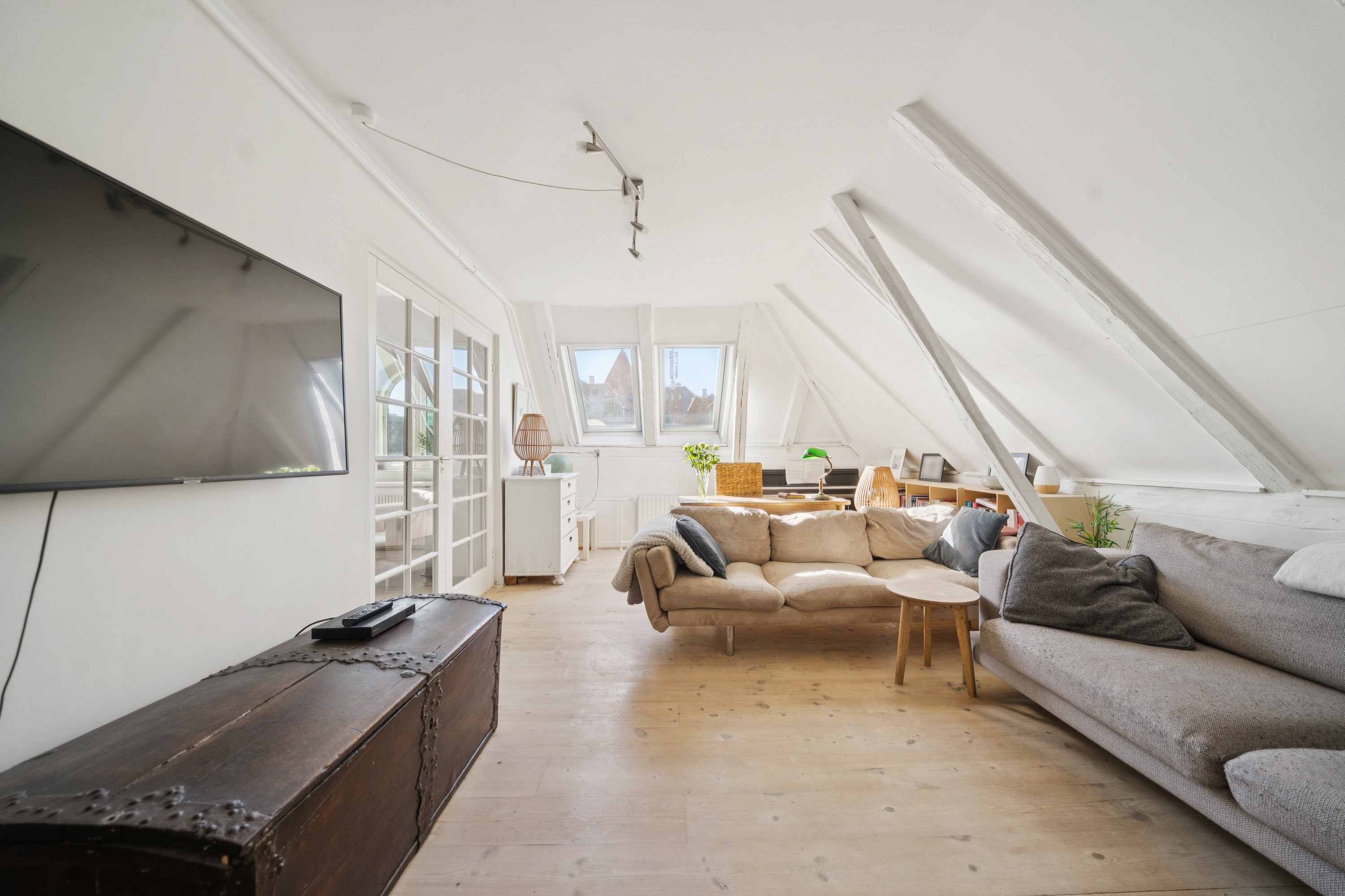 Fremhævet værelse billede i fuldskærmstilstand. Billede af Gammel Kongevej 142, 4. tv., 1850 Frederiksberg C