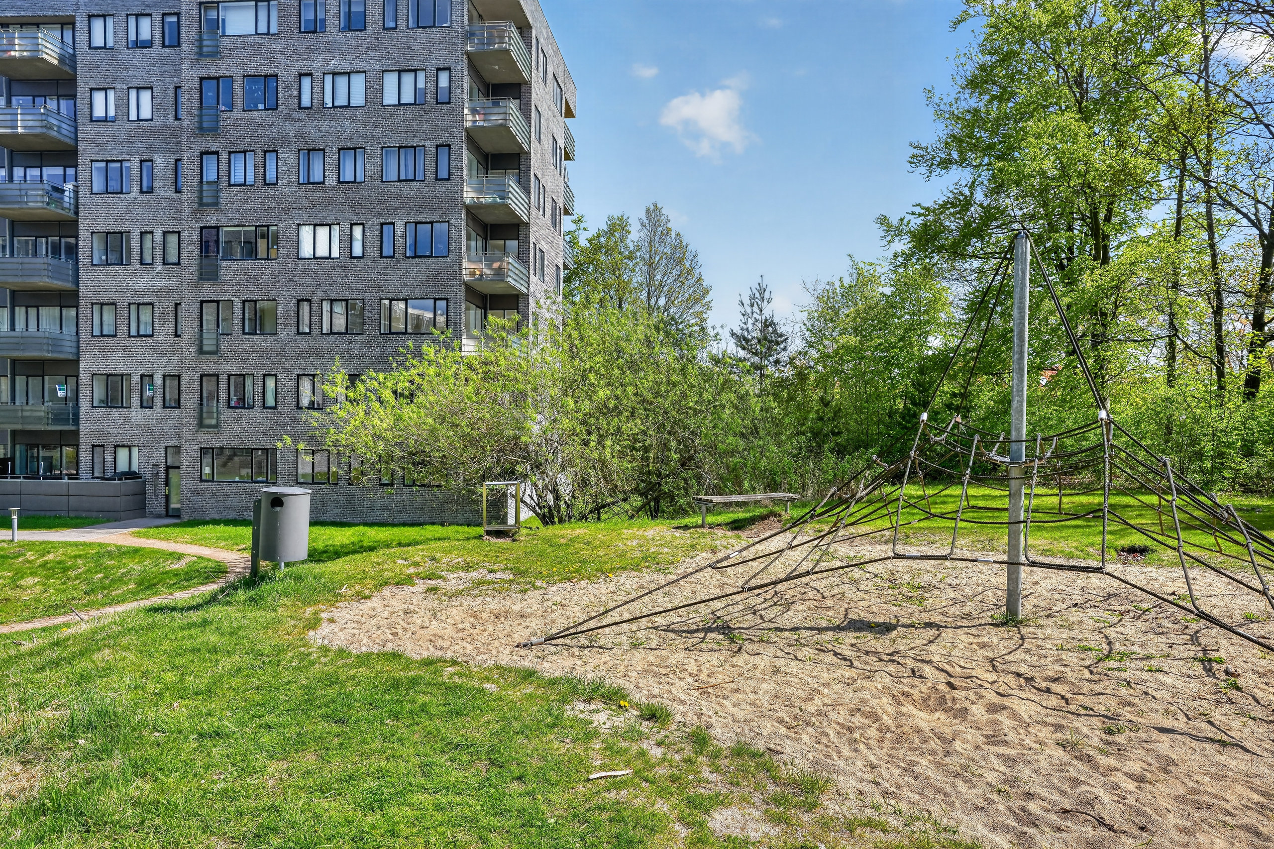 Fremhævet område billede i fuldskærmstilstand. Billede af Gyngemose Parkvej 22, st.. th., 2860 Søborg