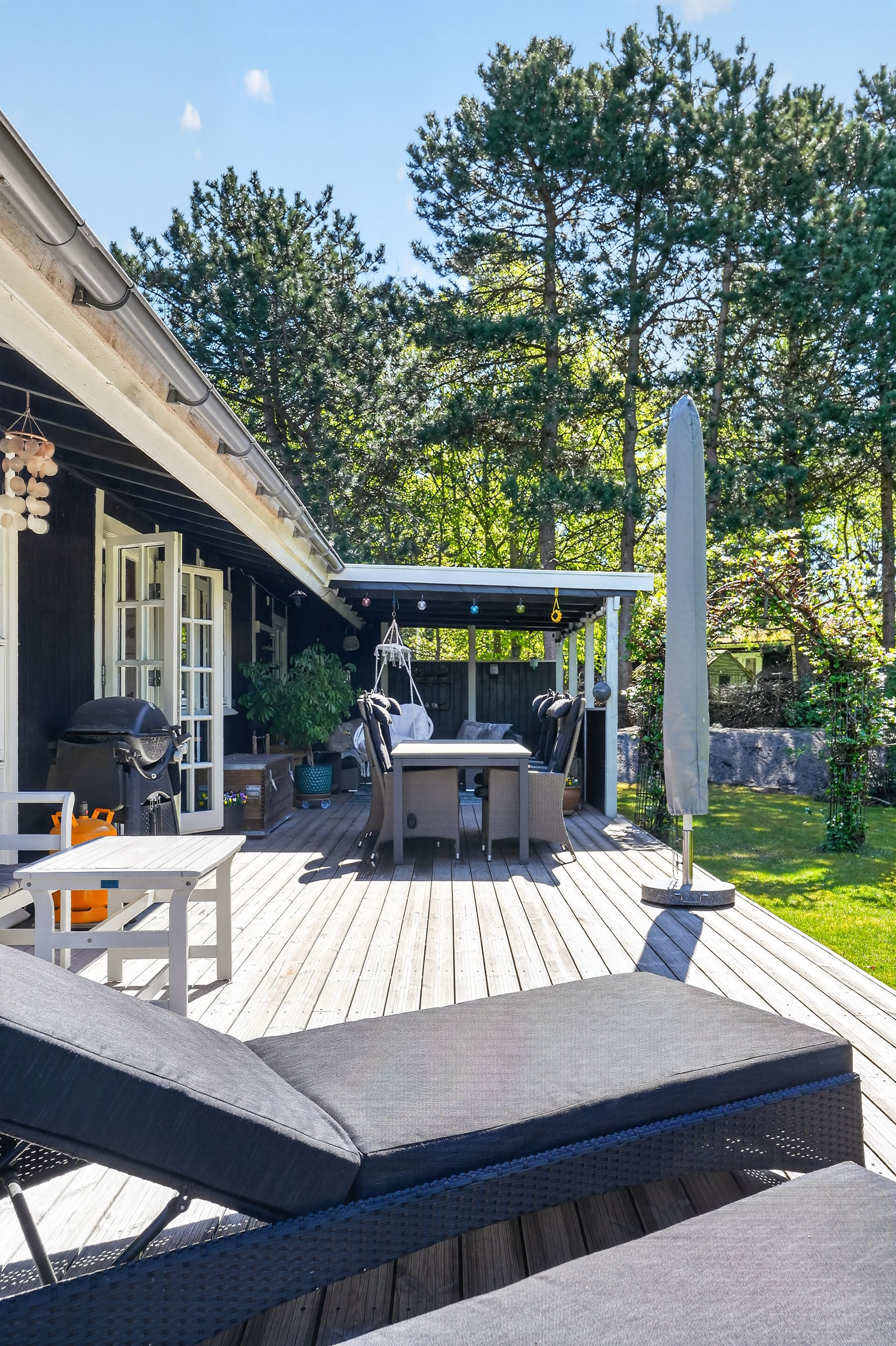Fremhævet terrasse billede i fuldskærmstilstand. Billede af Birkevænget 12, Klint, 4500 Nykøbing Sj