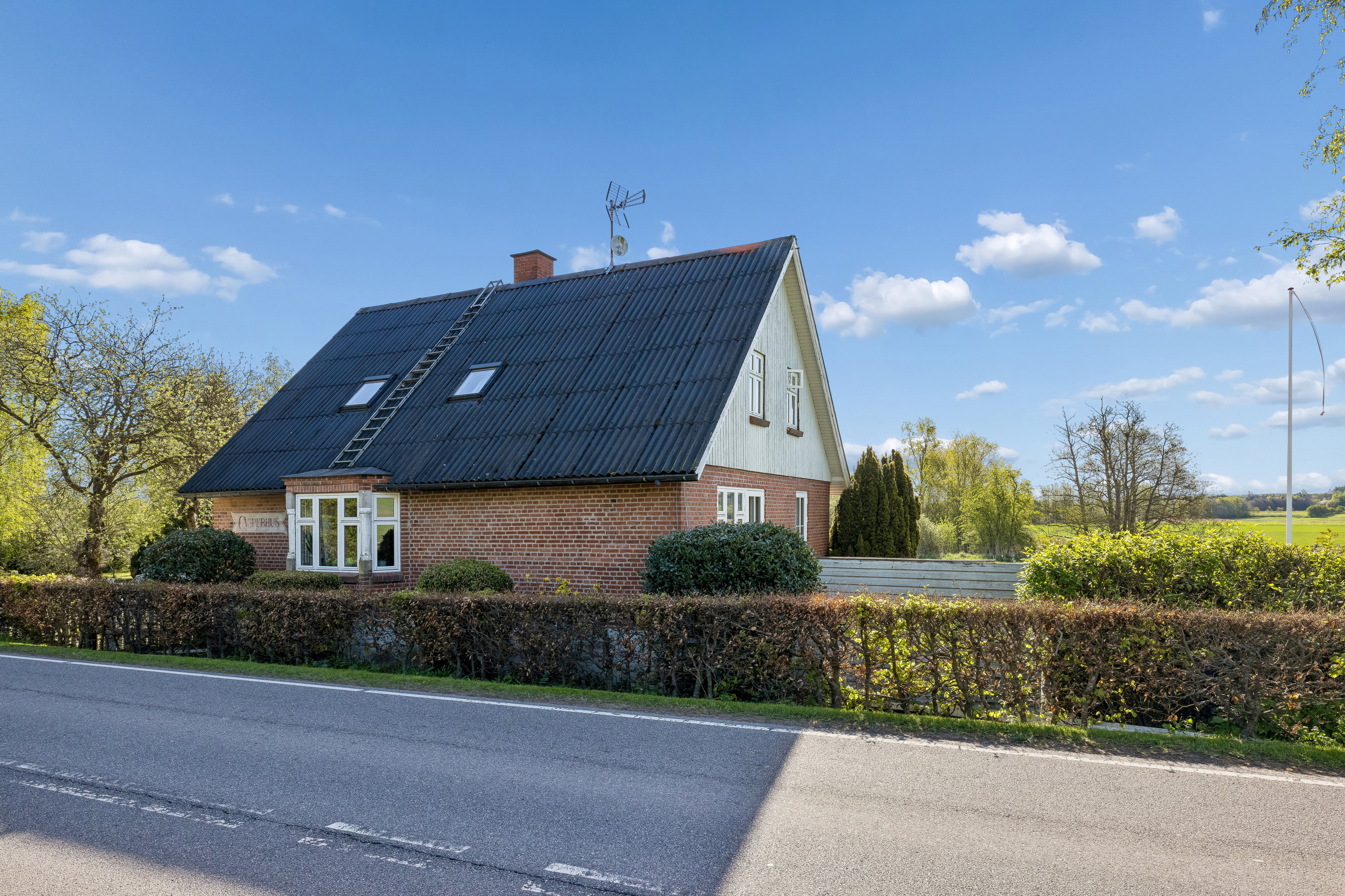 Fremhævet andet billede i fuldskærmstilstand. Billede af Kanalvej 71, Ginnerup, 8500 Grenaa