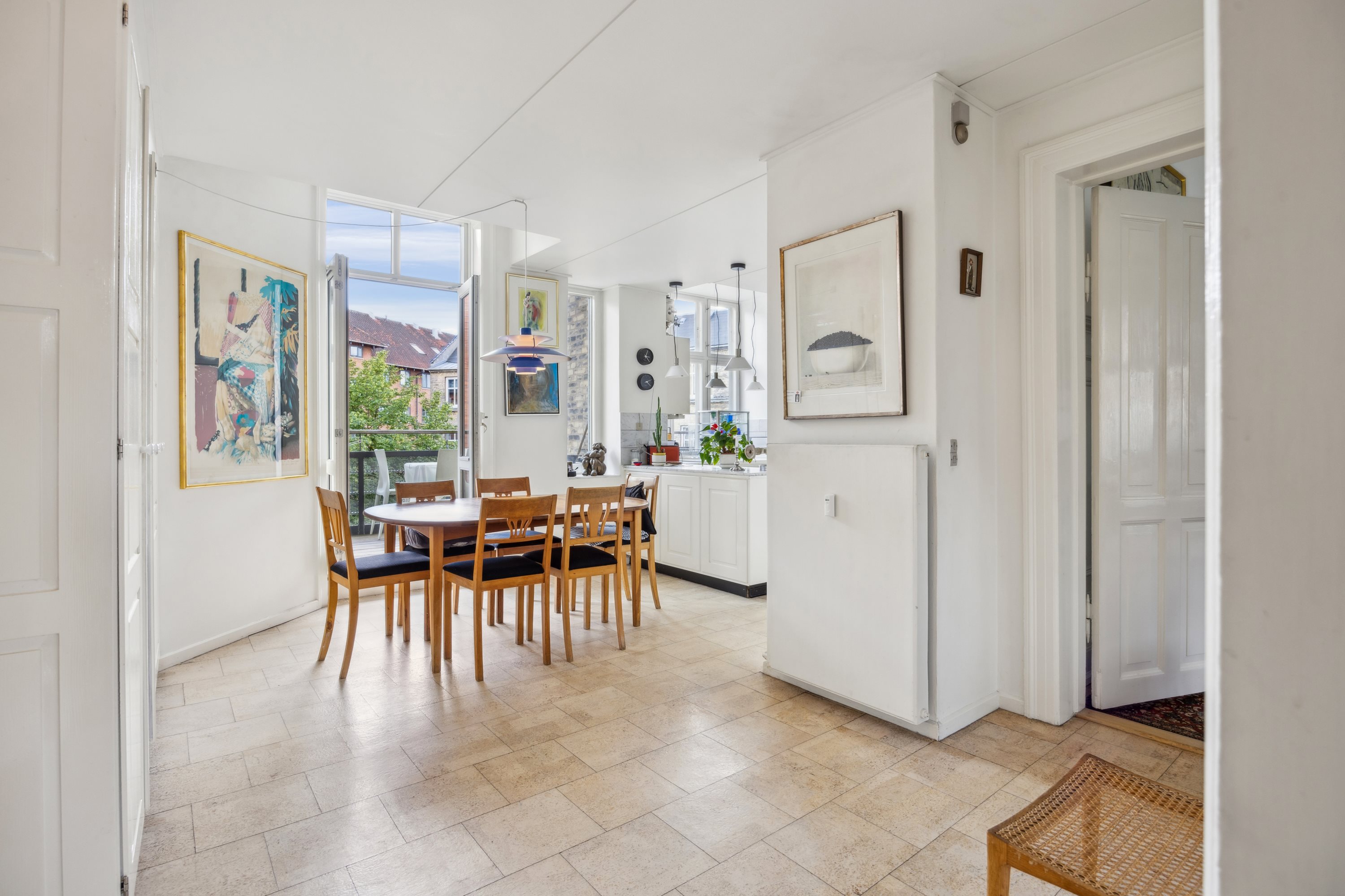 Fremhævet stue billede i fuldskærmstilstand. Billede af Frederiksberg Alle 19A, 3. tv., 1820 Frederiksberg C