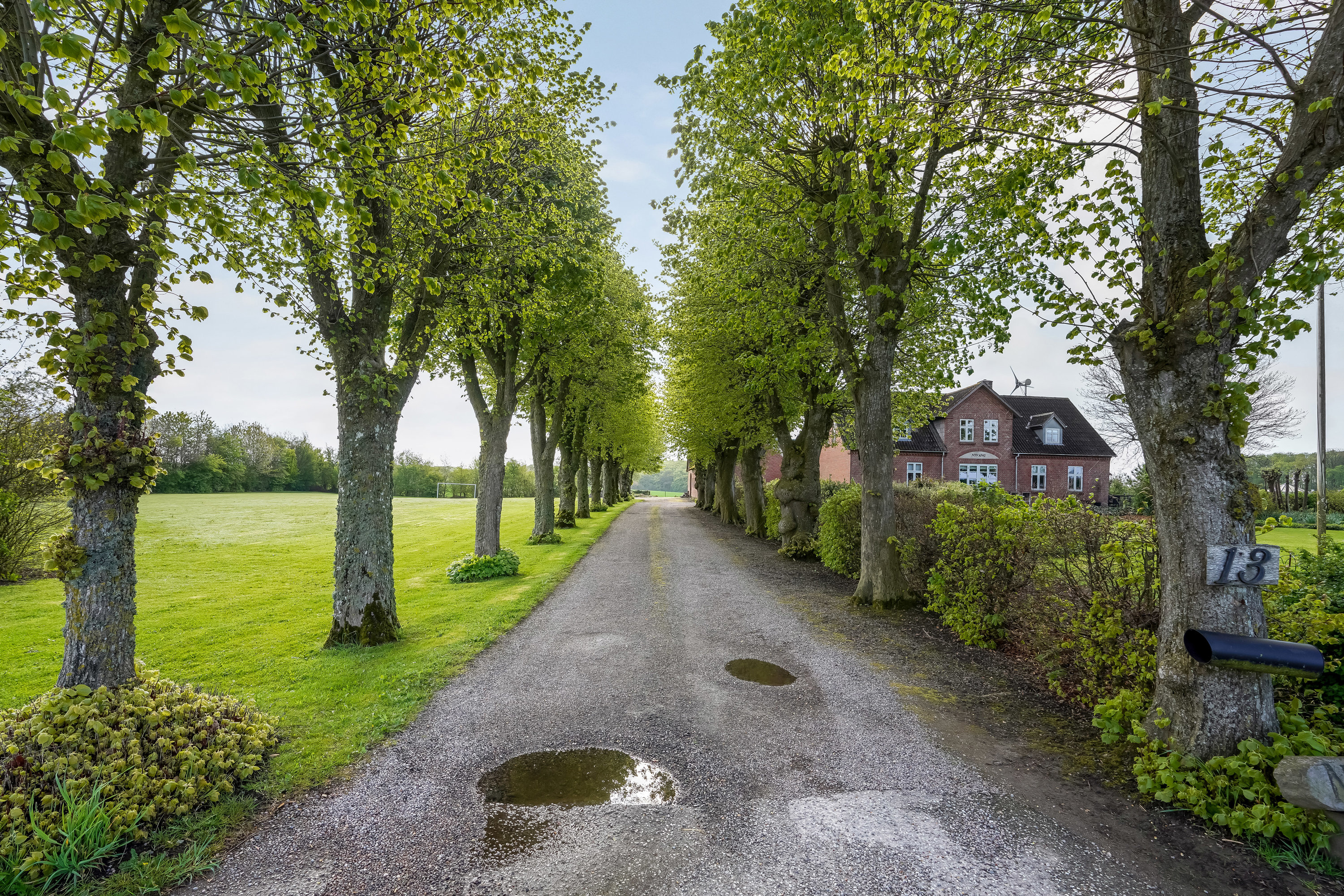 Fremhævet område billede i fuldskærmstilstand. Billede af Løsningvej 13, Haurum, 8762 Flemming