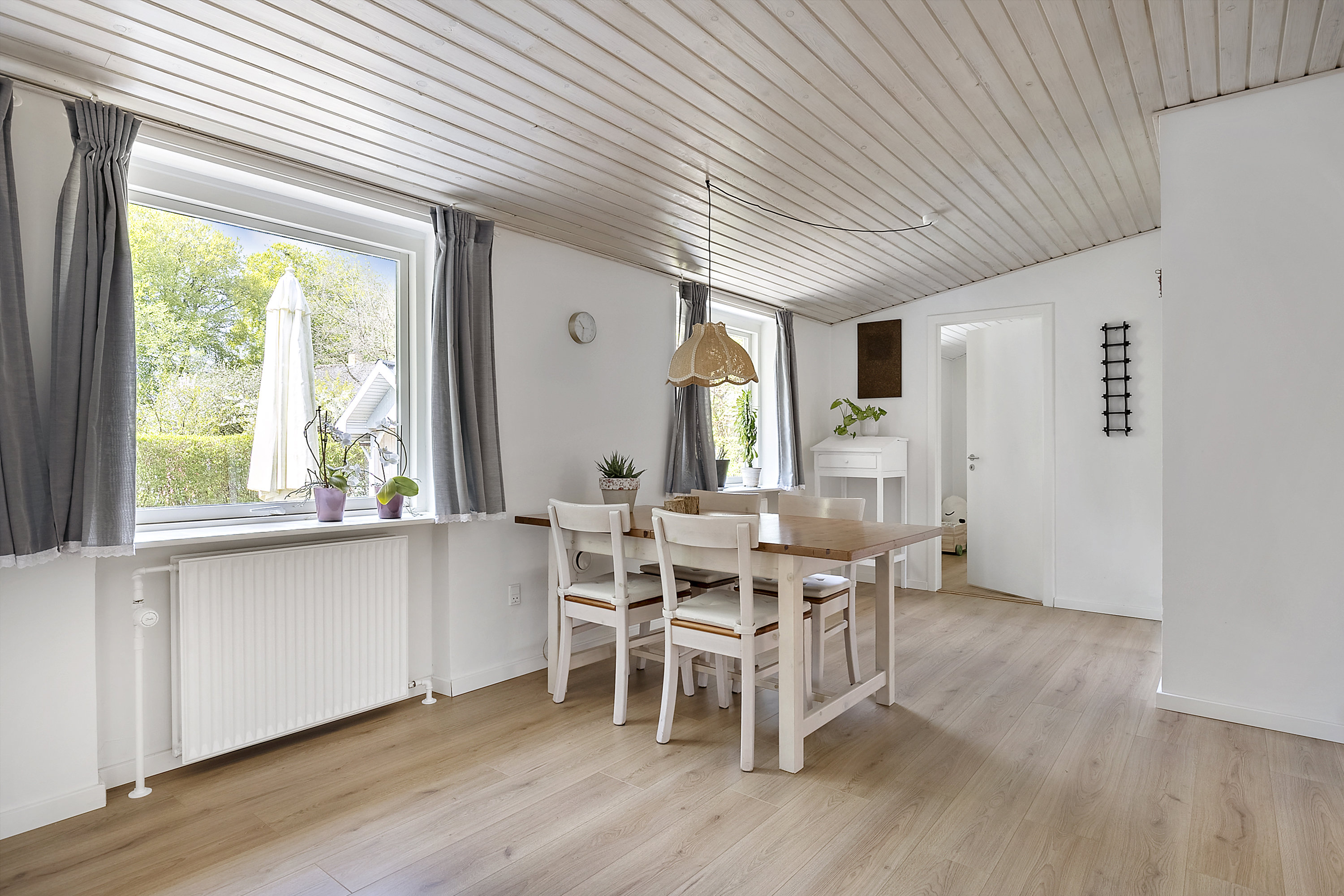 Fremhævet spisekøkken billede i fuldskærmstilstand. Billede af Lindved Møllevej 11, Lindved, 5260 Odense S