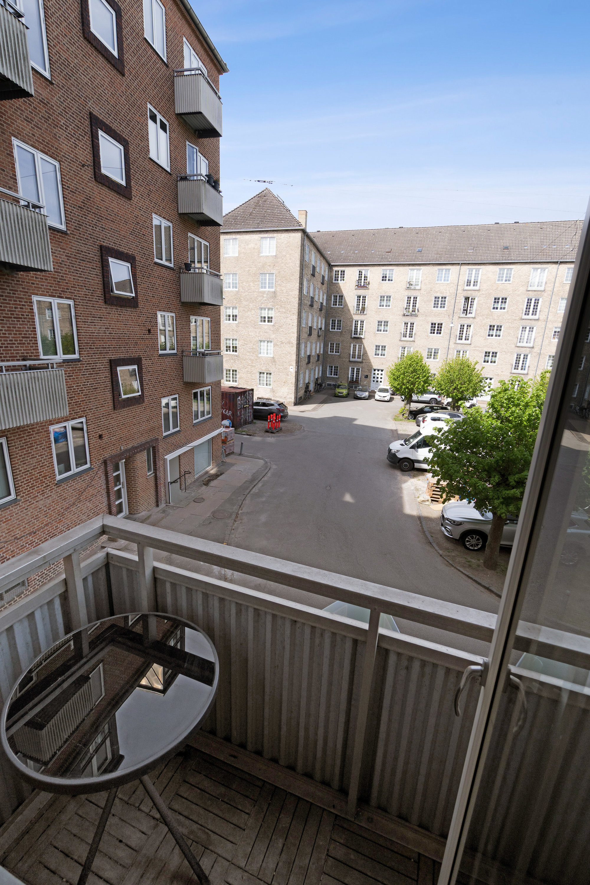 Fremhævet altan billede i fuldskærmstilstand. Billede af Dalføret 13, 1. th., 2300 København S