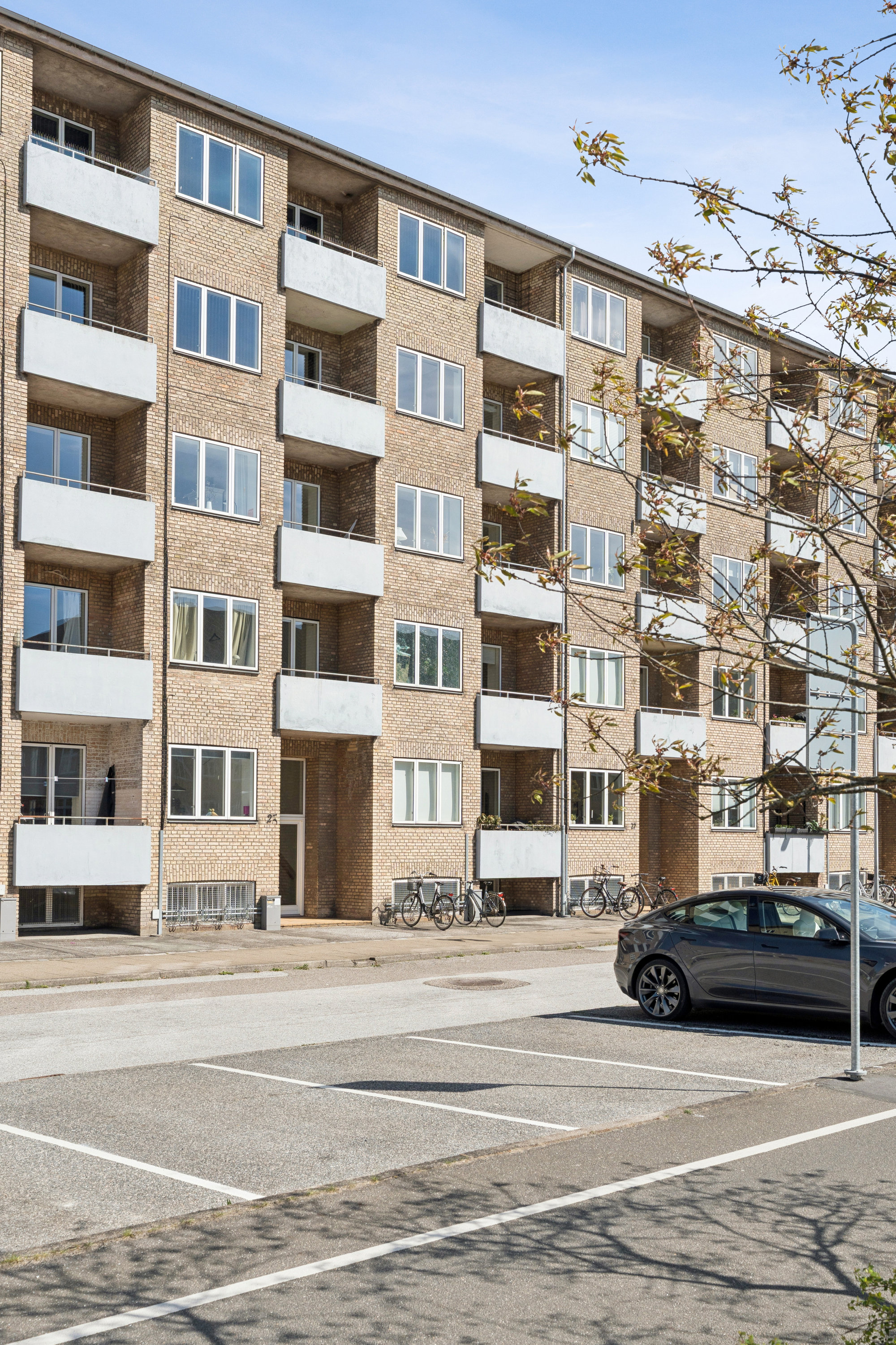 Fremhævet andet billede i fuldskærmstilstand. Billede af Sønderbro 27, 2. tv., 9000 Aalborg
