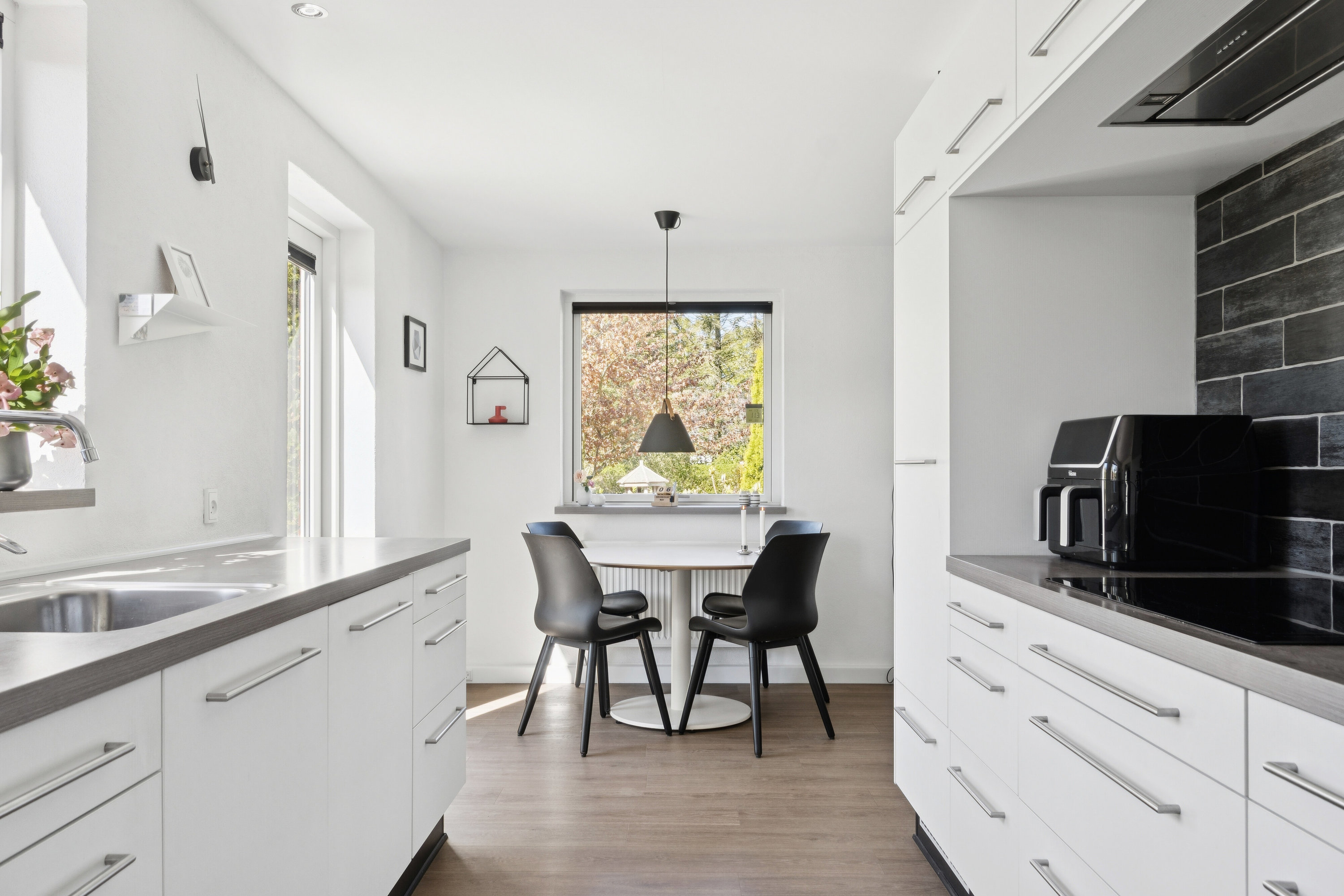 Fremhævet køkken billede i fuldskærmstilstand. Billede af Tilstedvej 88, Tilsted, 7700 Thisted