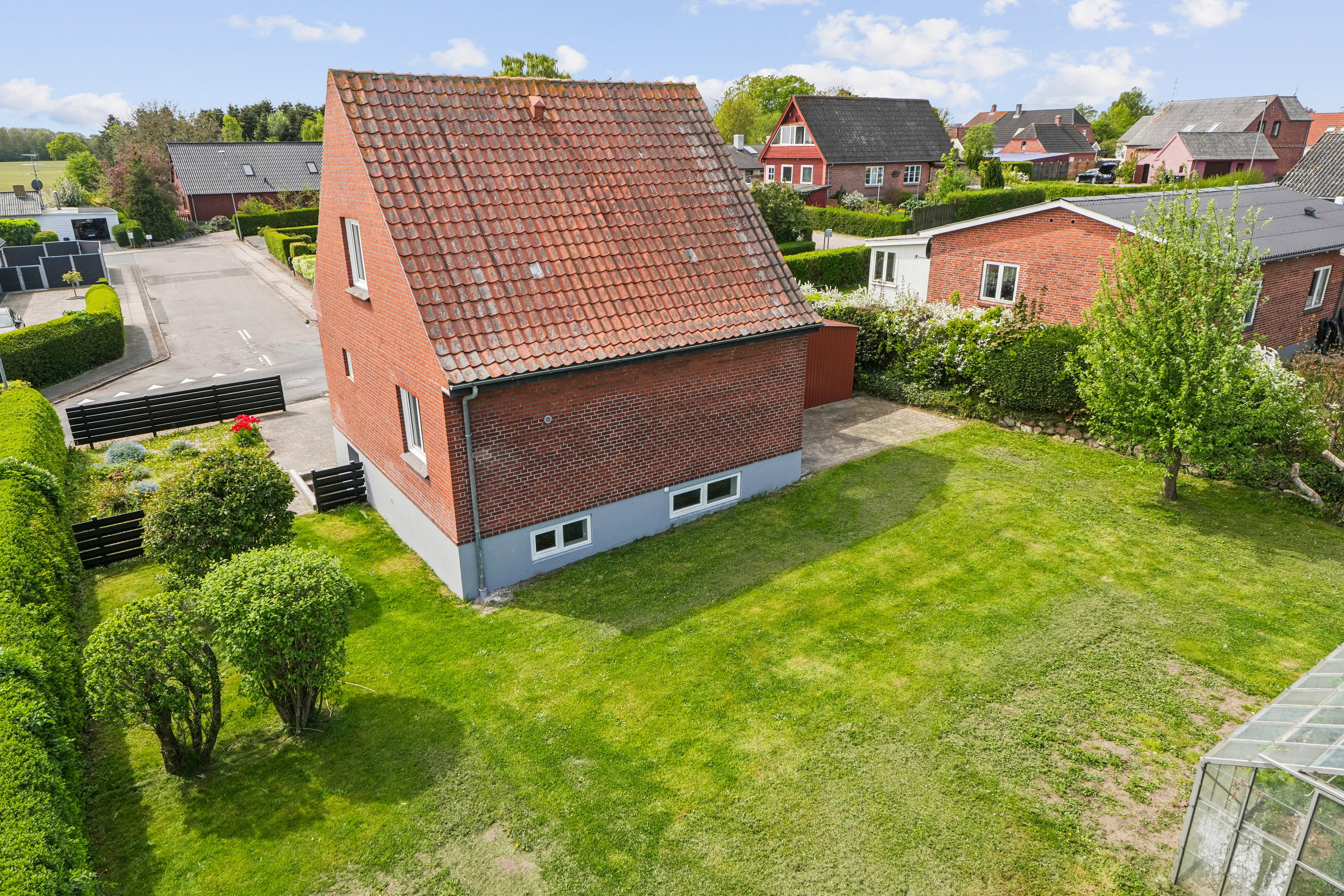 Fremhævet set fra haven billede i fuldskærmstilstand. Billede af Skebjergvej 5, Tullebølle, 5953 Tranekær