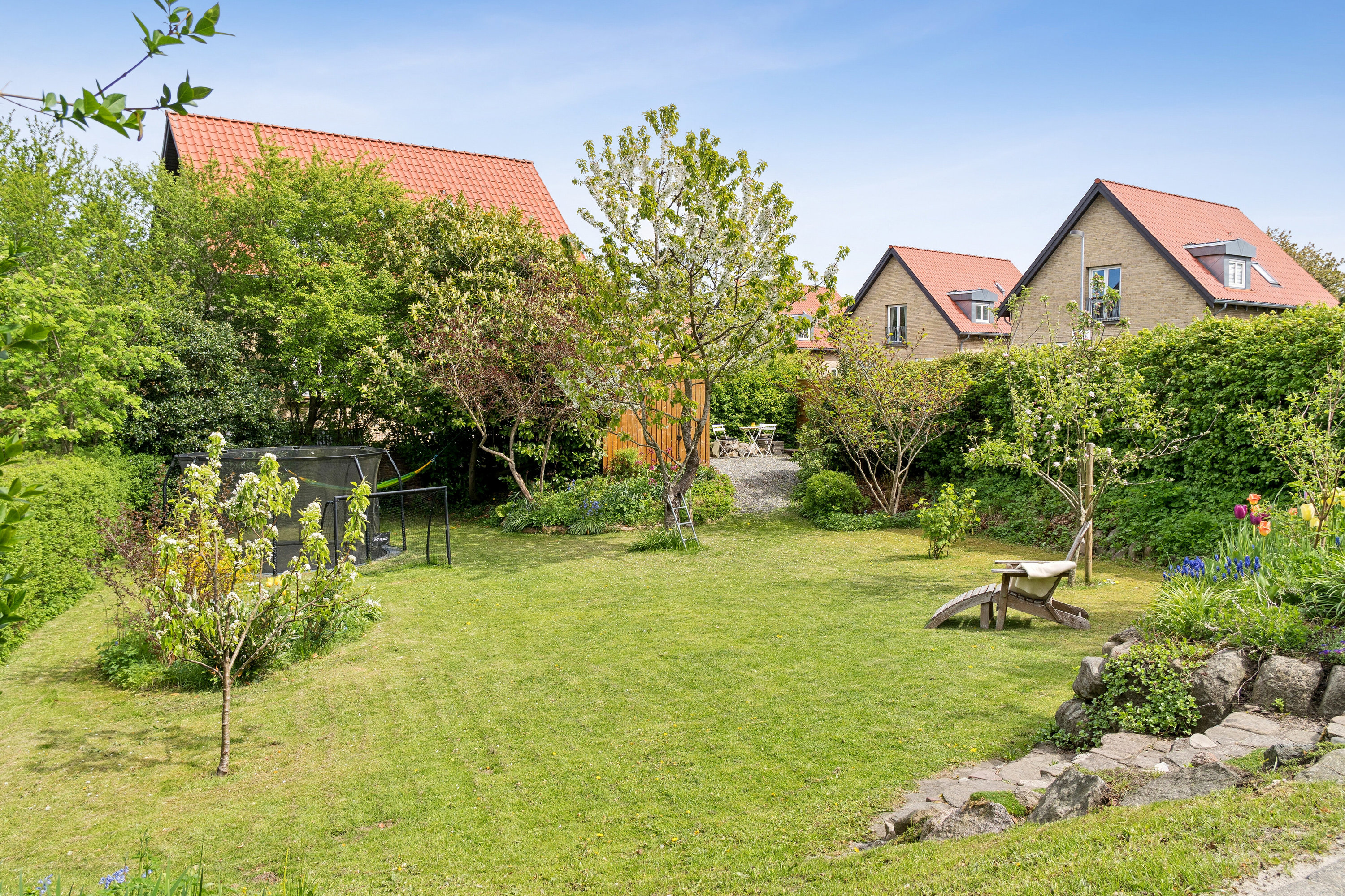 Fremhævet set fra haven billede i fuldskærmstilstand. Billede af Fruerskovvej 22, 5700 Svendborg