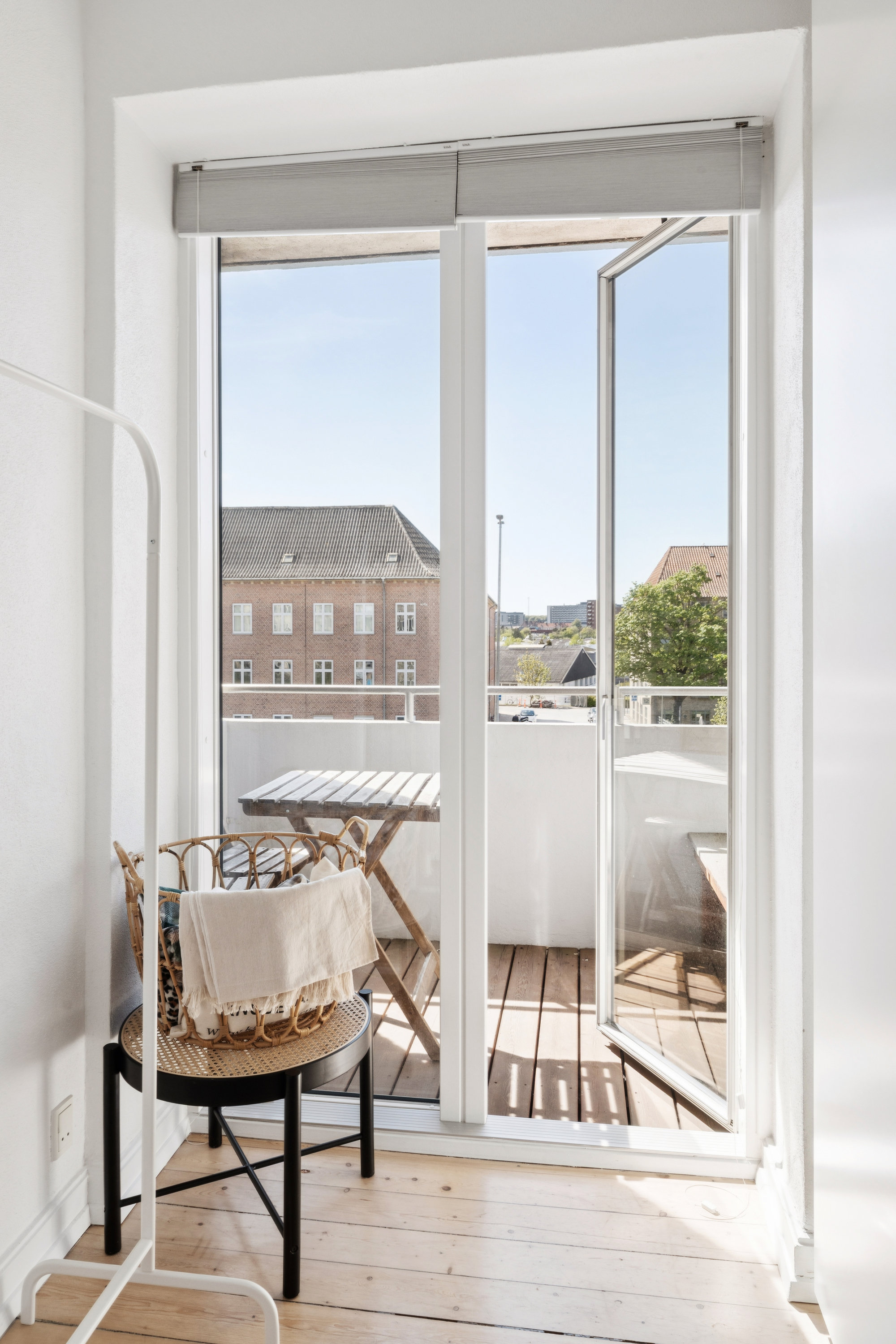Fremhævet stue billede i fuldskærmstilstand. Billede af Sønderbro 27, 2. tv., 9000 Aalborg