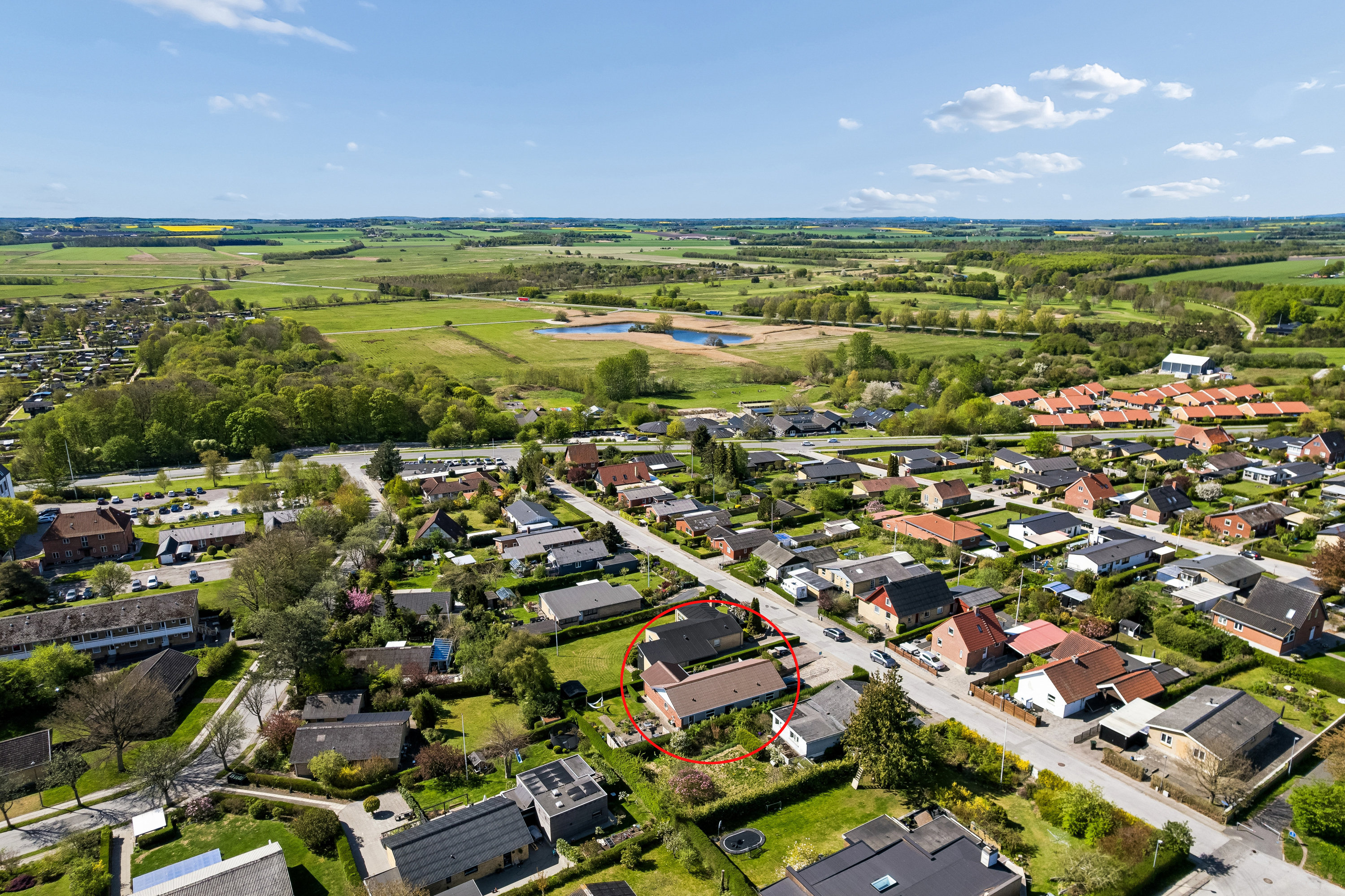 Fremhævet luftfoto billede i fuldskærmstilstand. Billede af Gyvelbakken 16, 8500 Grenaa