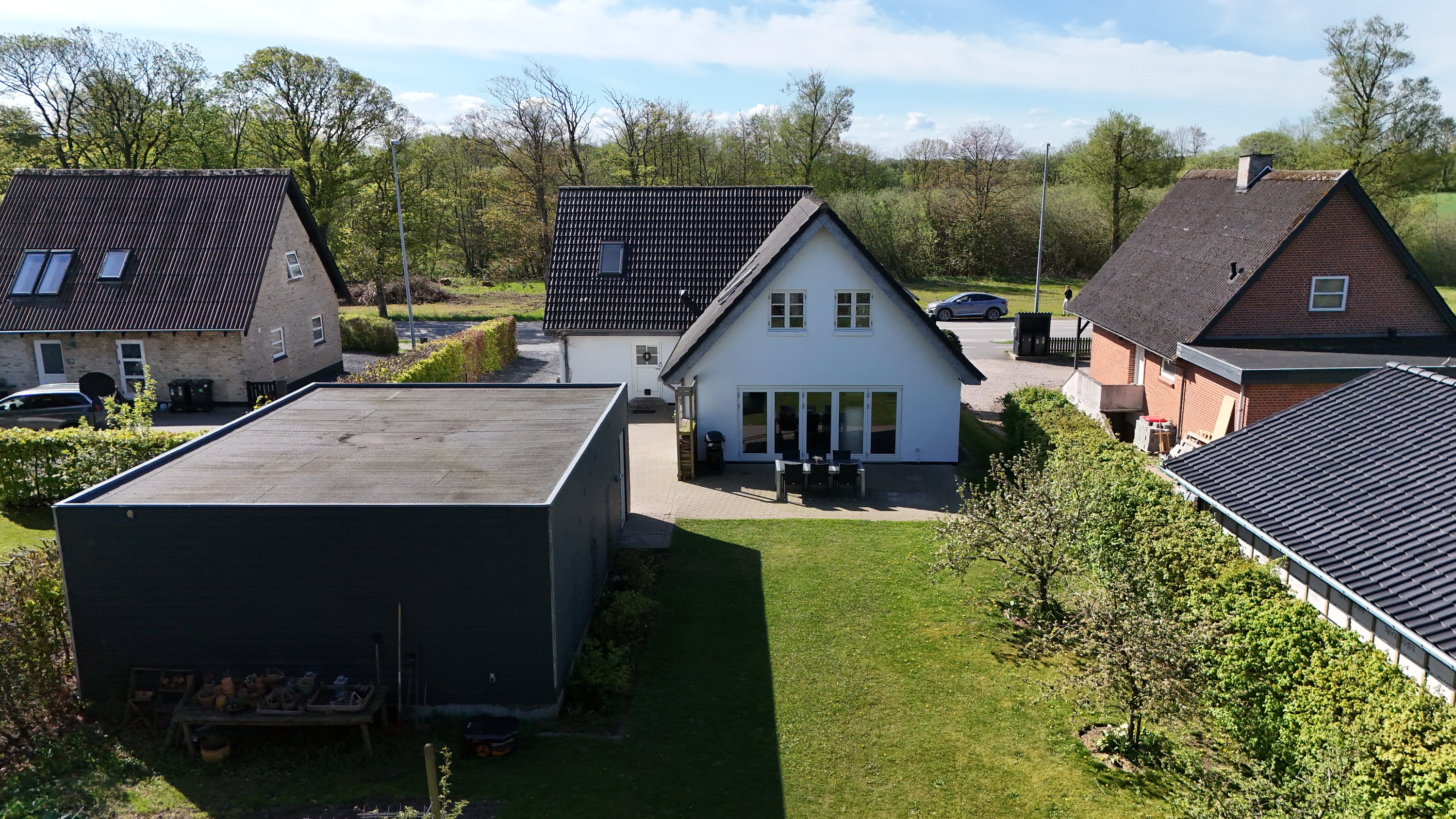 Fremhævet drone billede i fuldskærmstilstand. Billede af Løgstørvej 72, Hørby, 9500 Hobro