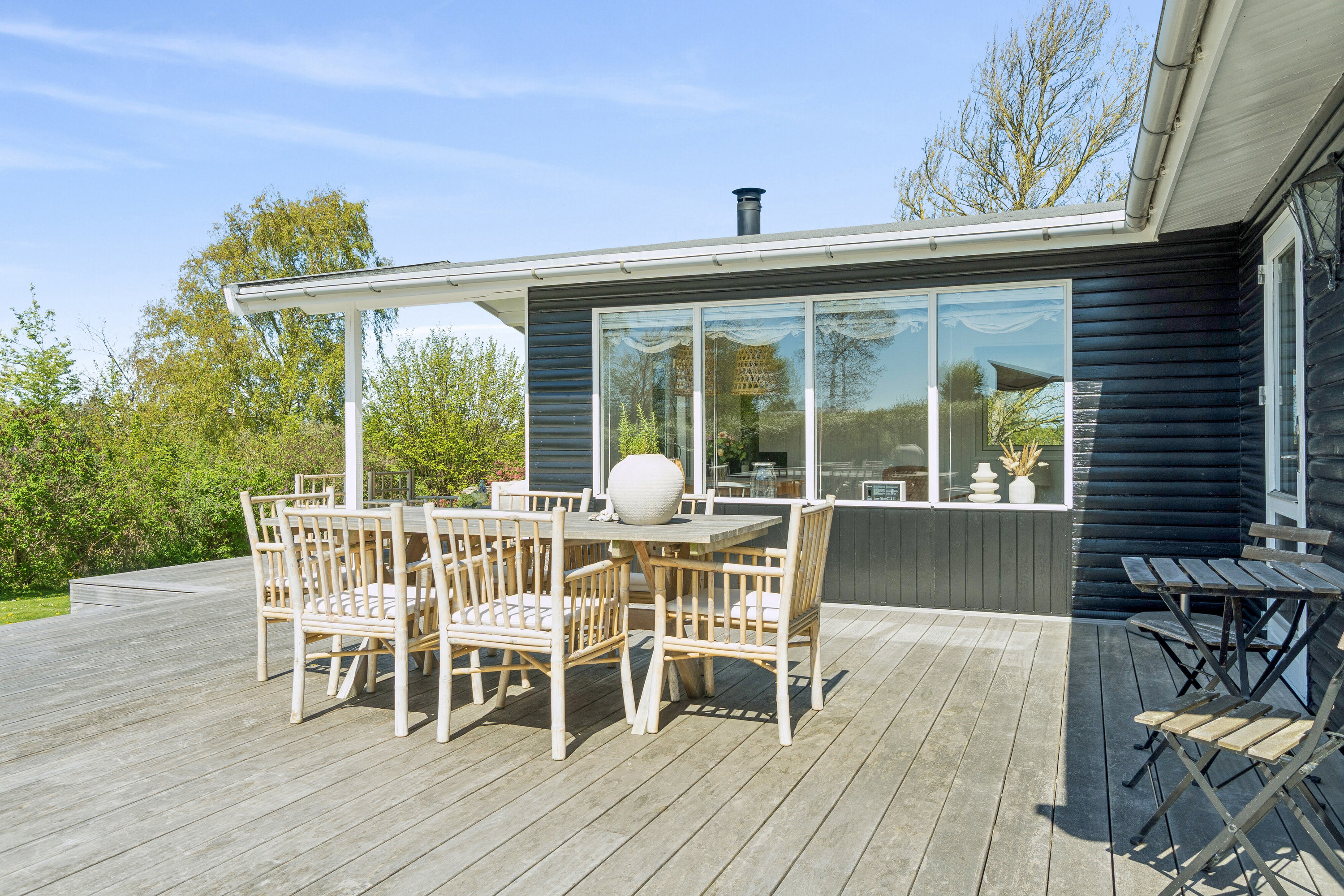 Fremhævet terrasse billede i fuldskærmstilstand. Billede af Delfivej 8, Drøsselbjerg, 4200 Slagelse