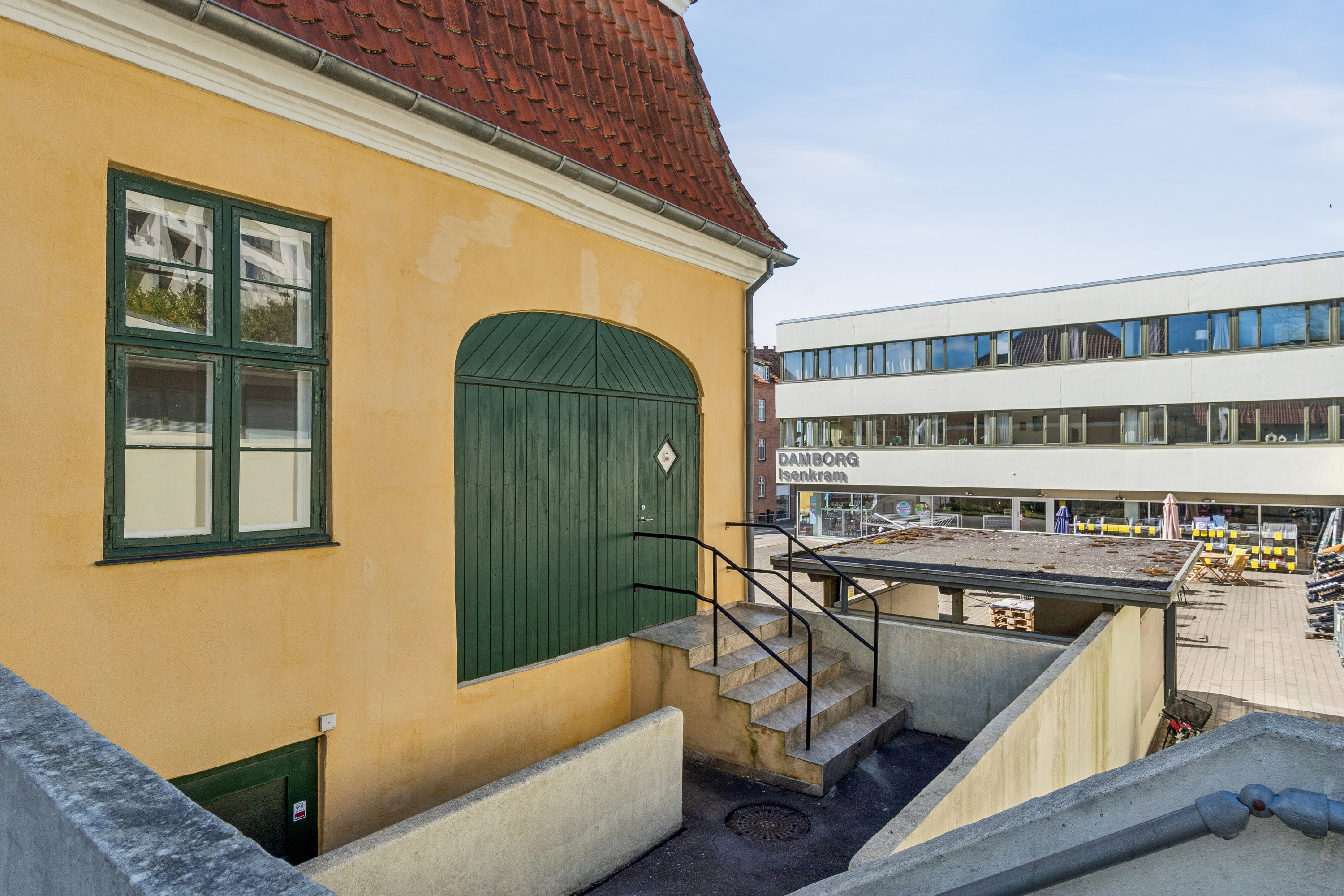 Fremhævet udendørs billede i fuldskærmstilstand. Billede af Kordilgade 83A, st.., 4400 Kalundborg