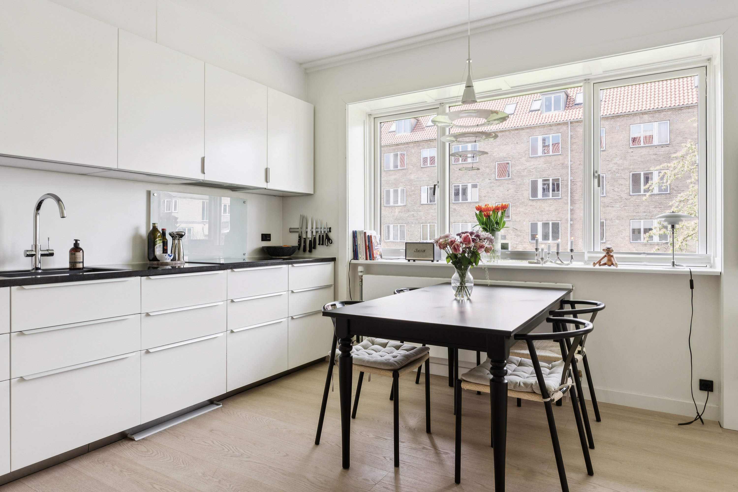 Fremhævet spisestue billede i fuldskærmstilstand. Billede af Greisvej 27, st.. tv., 2300 København S