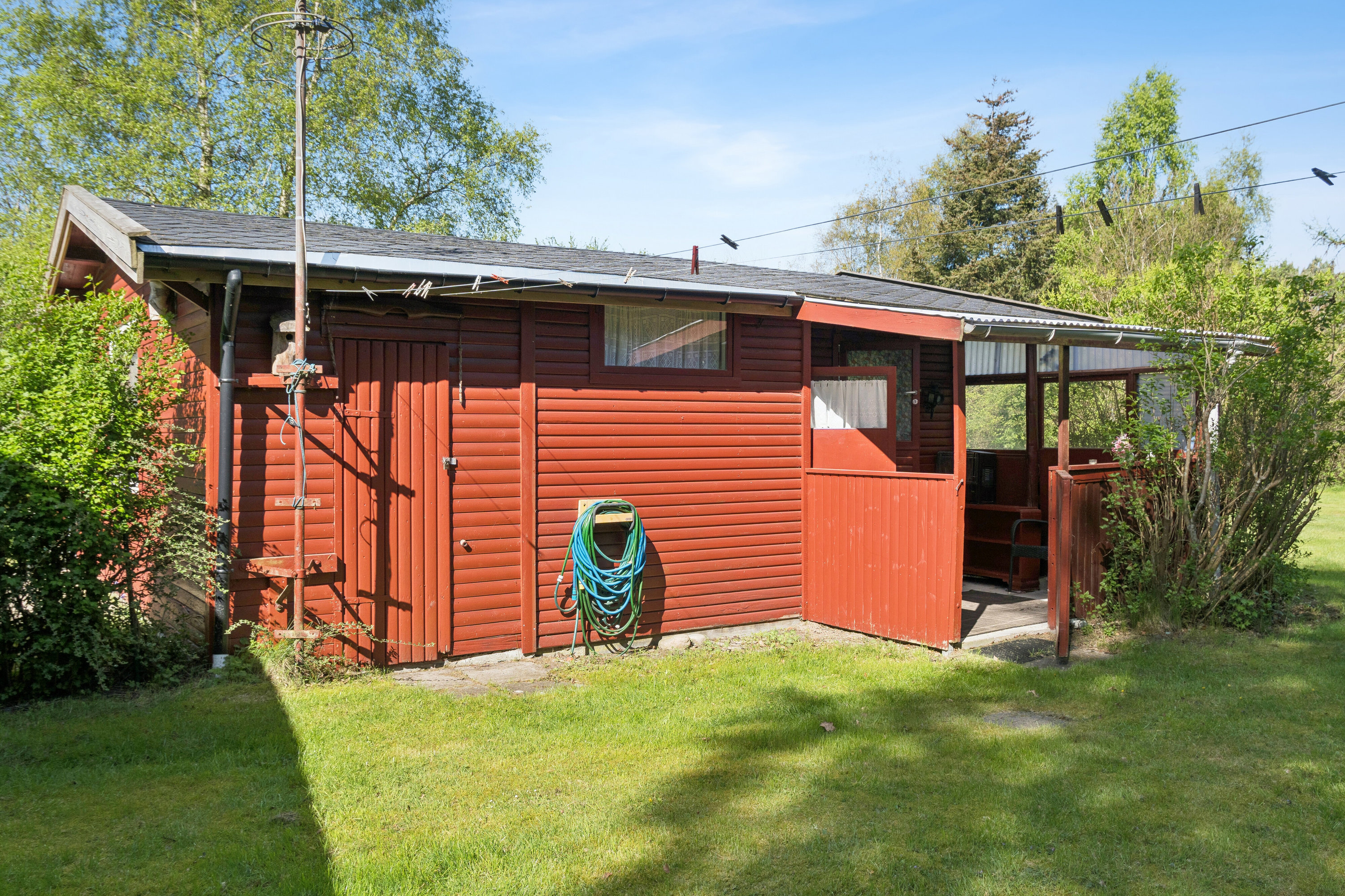 Fremhævet set fra haven billede i fuldskærmstilstand. Billede af Kohavevej 14, Ell Kohave, 4573 Højby
