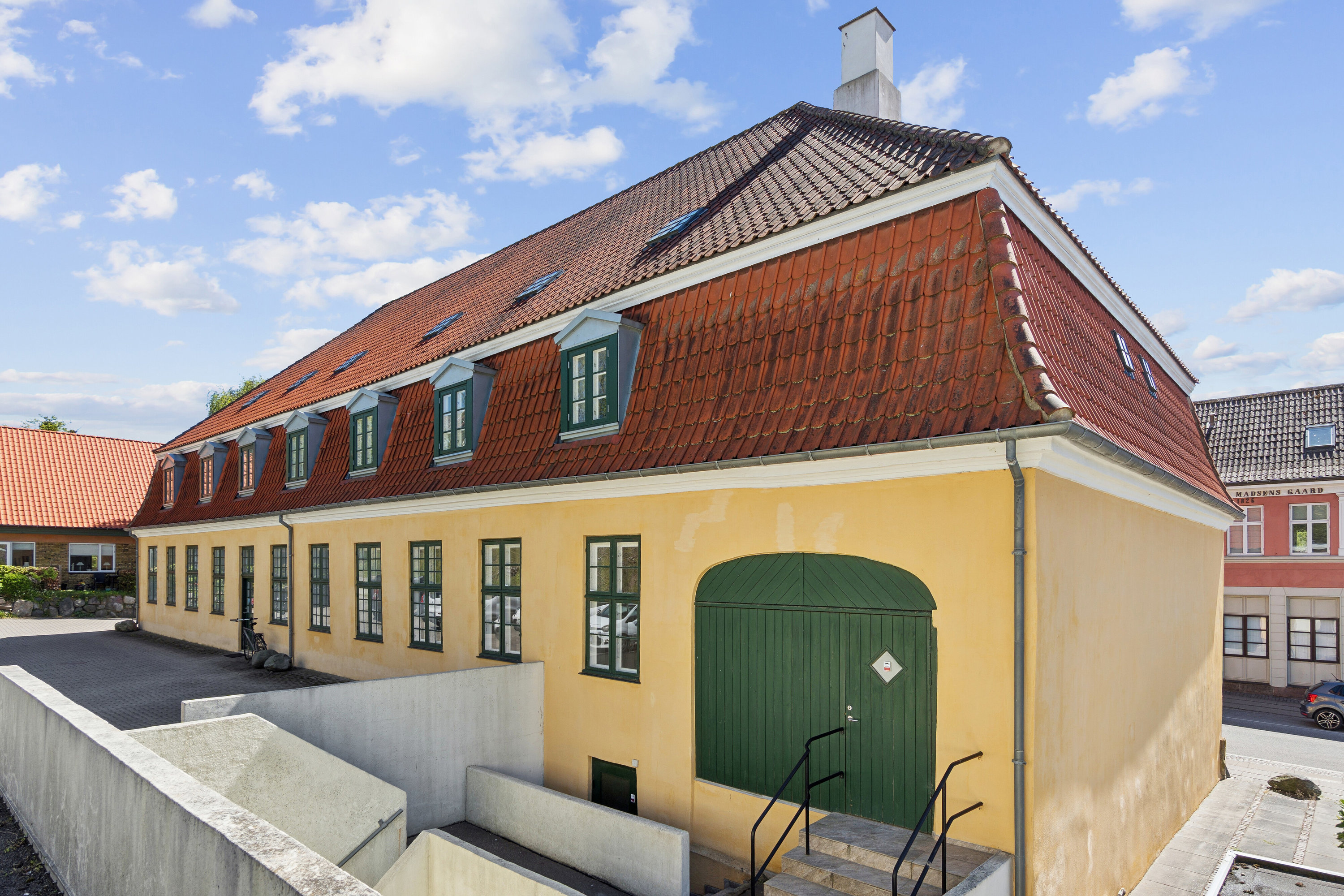 Fremhævet facade billede i fuldskærmstilstand. Billede af Kordilgade 83A, 1., 4400 Kalundborg