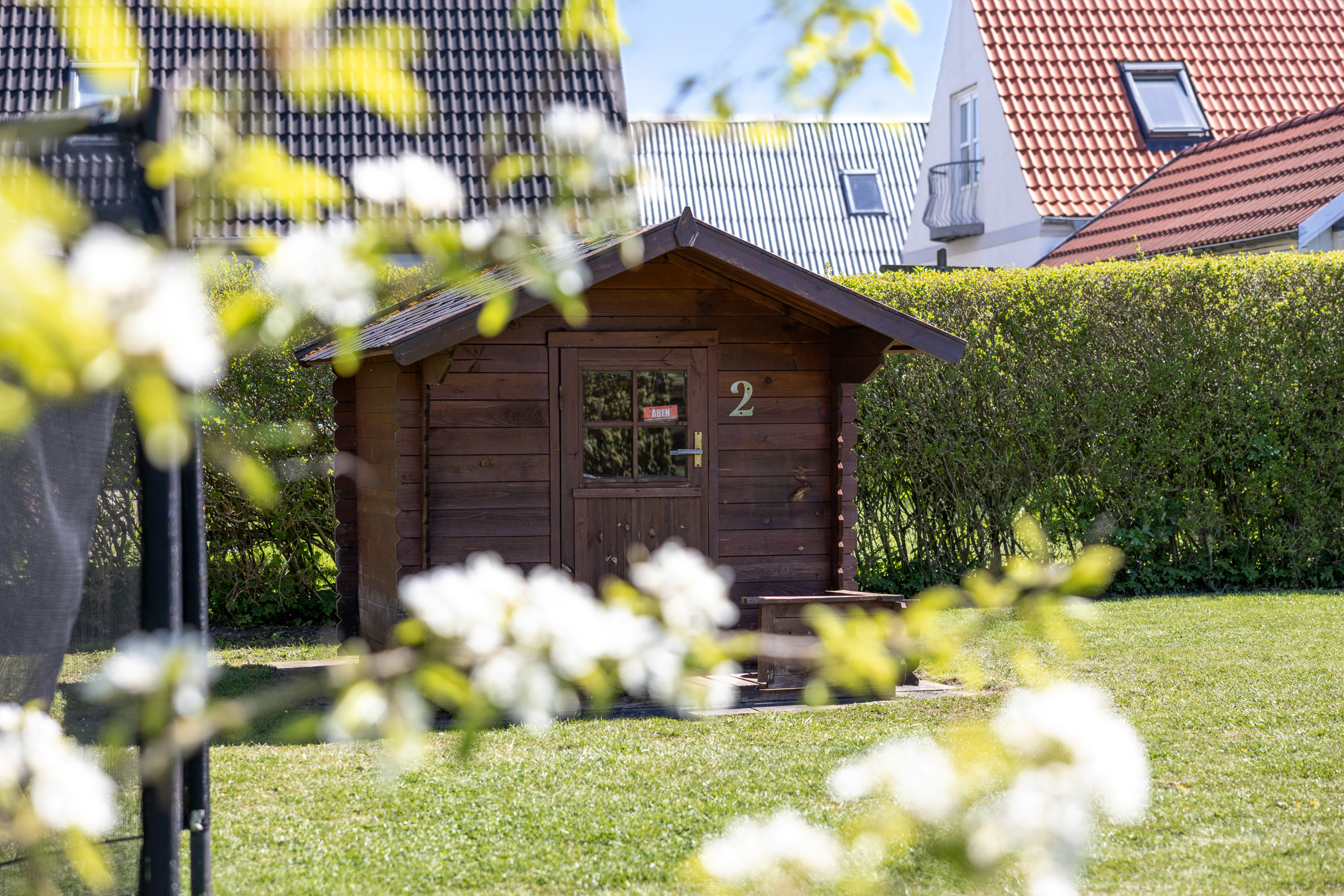 Fremhævet facade billede i fuldskærmstilstand. Billede af Tujavej 2, Ø. Brønderslev, 9700 Brønderslev