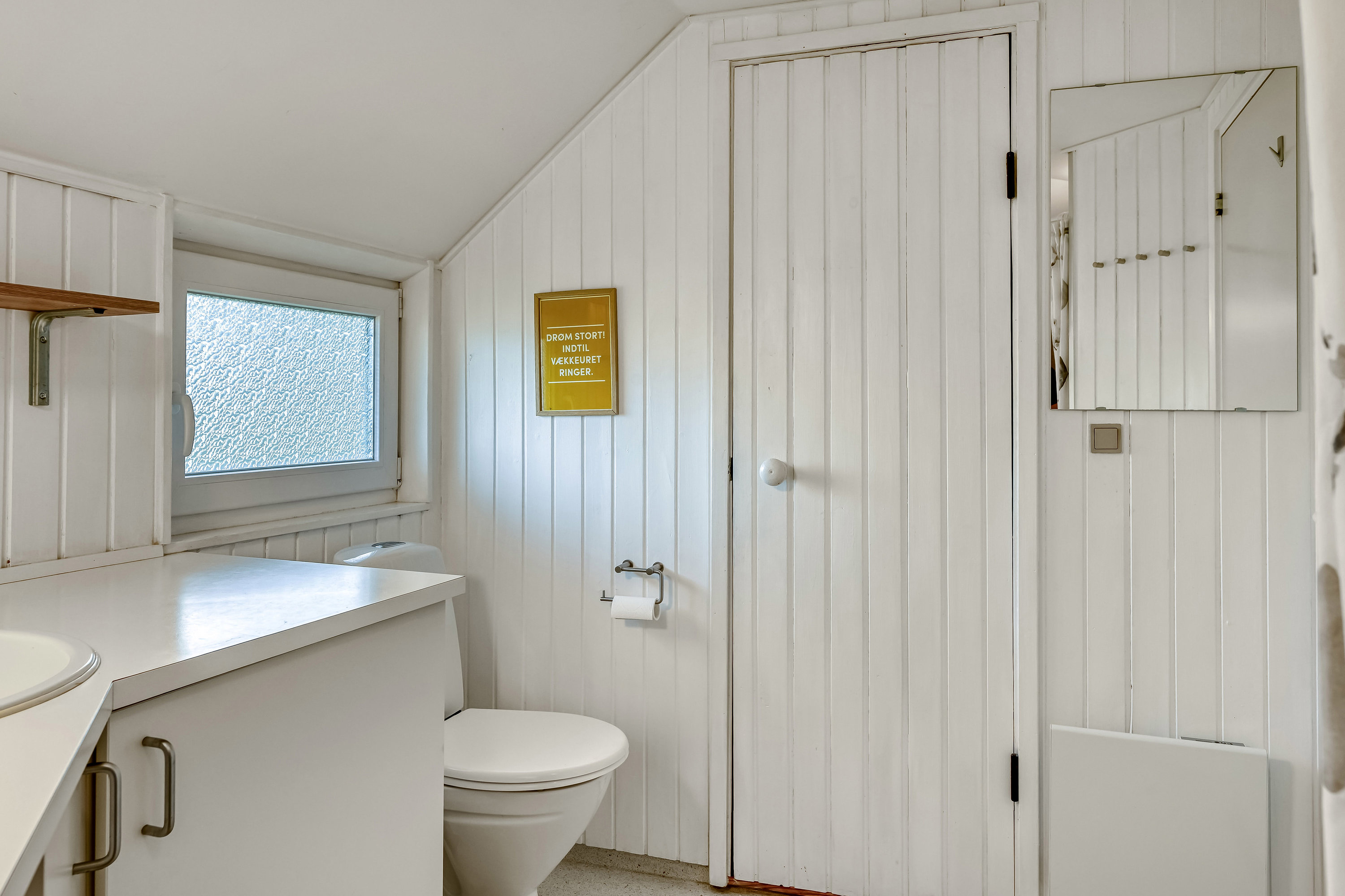 Fremhævet toilet billede i fuldskærmstilstand. Billede af Fugltoft 4, 6853 Vejers Strand