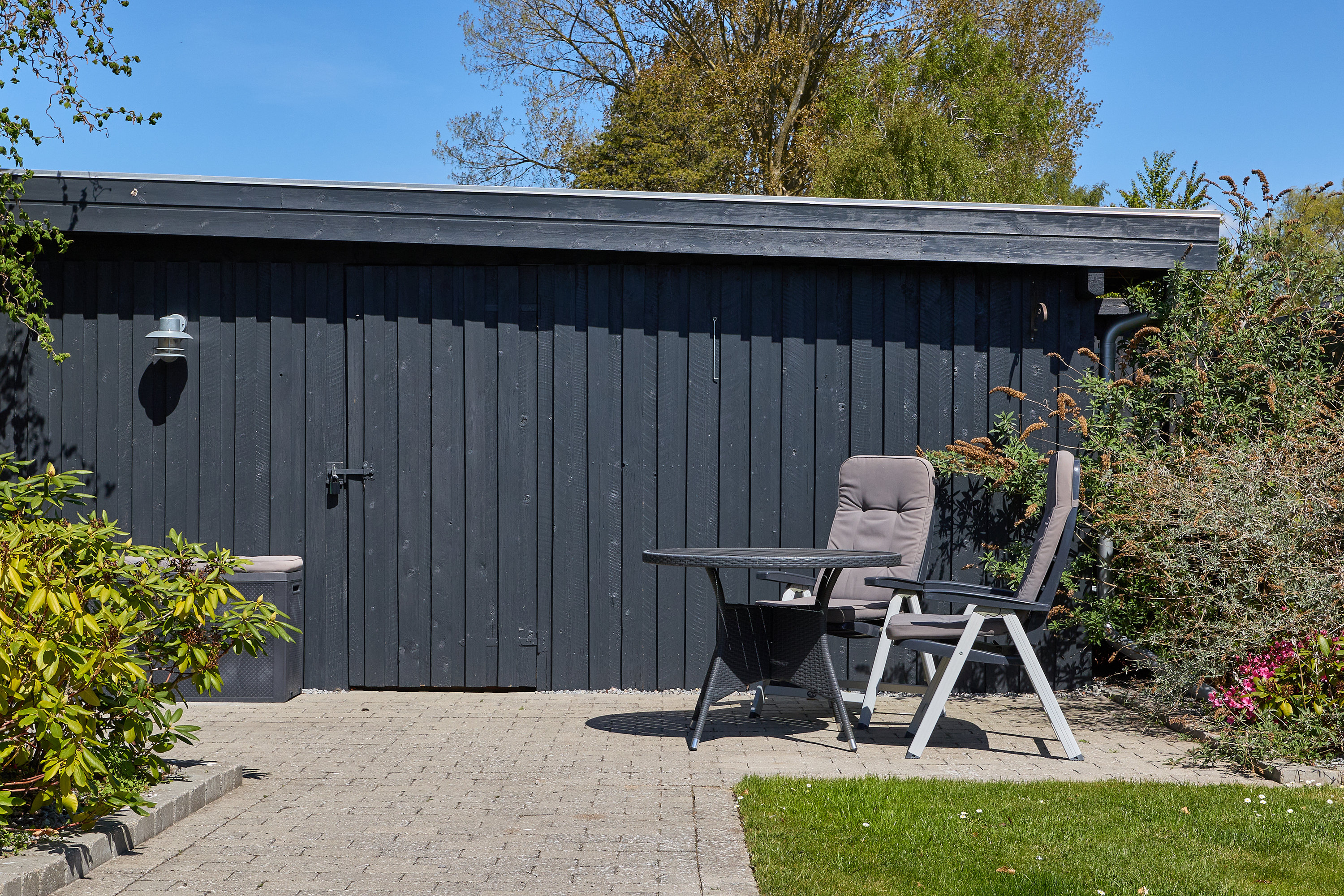 Fremhævet terrasse billede i fuldskærmstilstand. Billede af Tværdalen 9, 4040 Jyllinge
