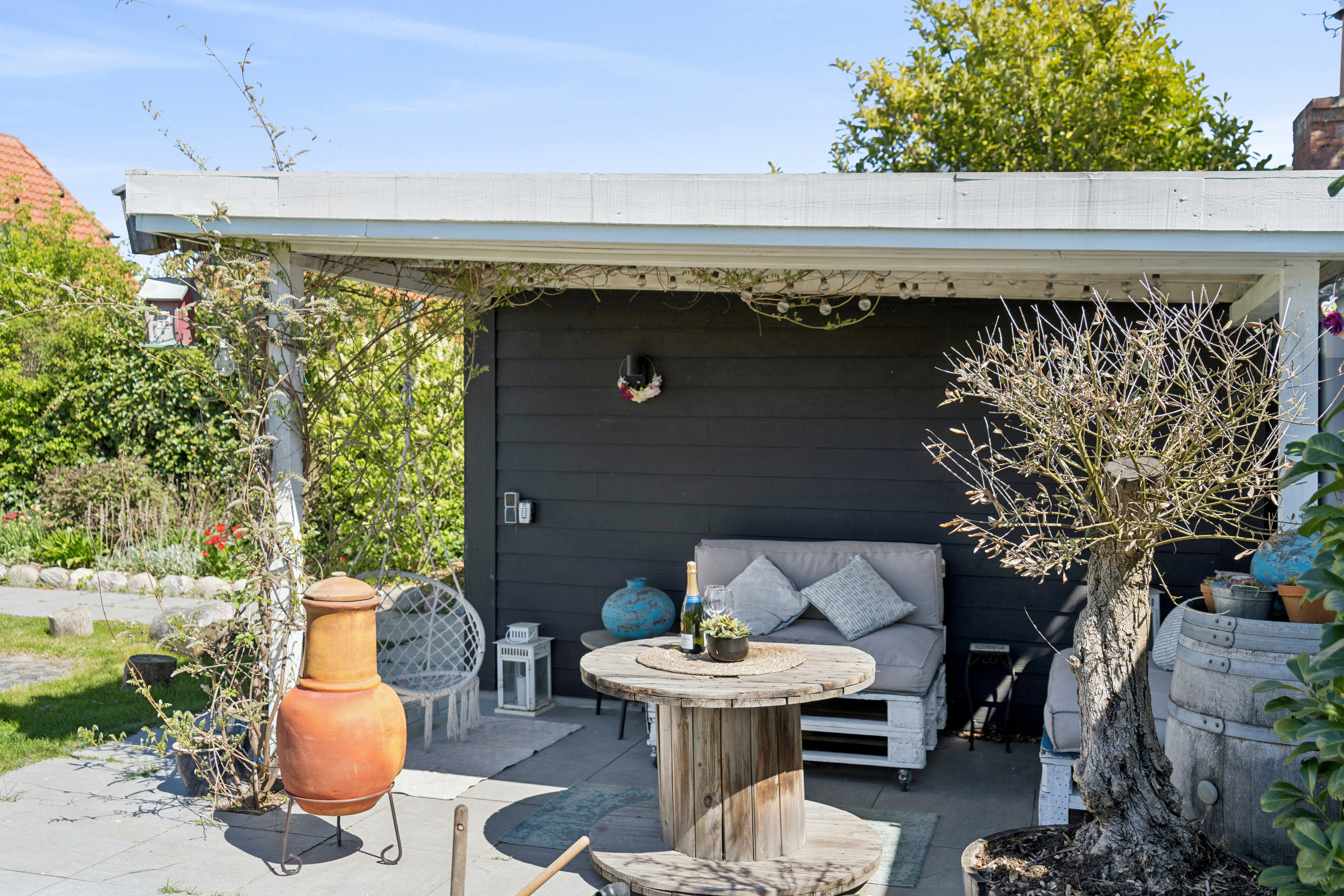 Fremhævet terrasse billede i fuldskærmstilstand. Billede af Strøbyvej 28, 2650 Hvidovre