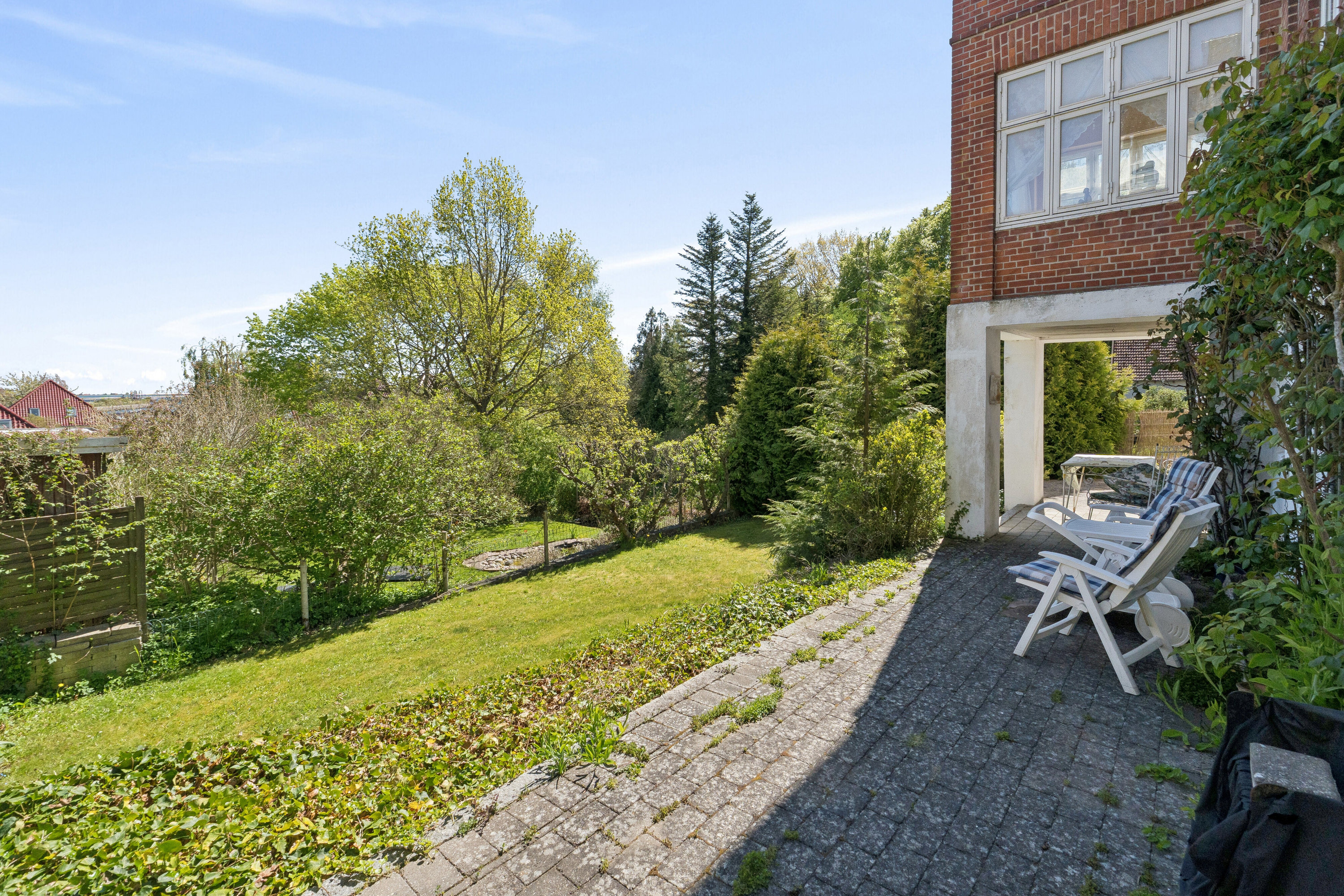 Fremhævet terrasse billede i fuldskærmstilstand. Billede af Dyrehavevej 89A, 5800 Nyborg