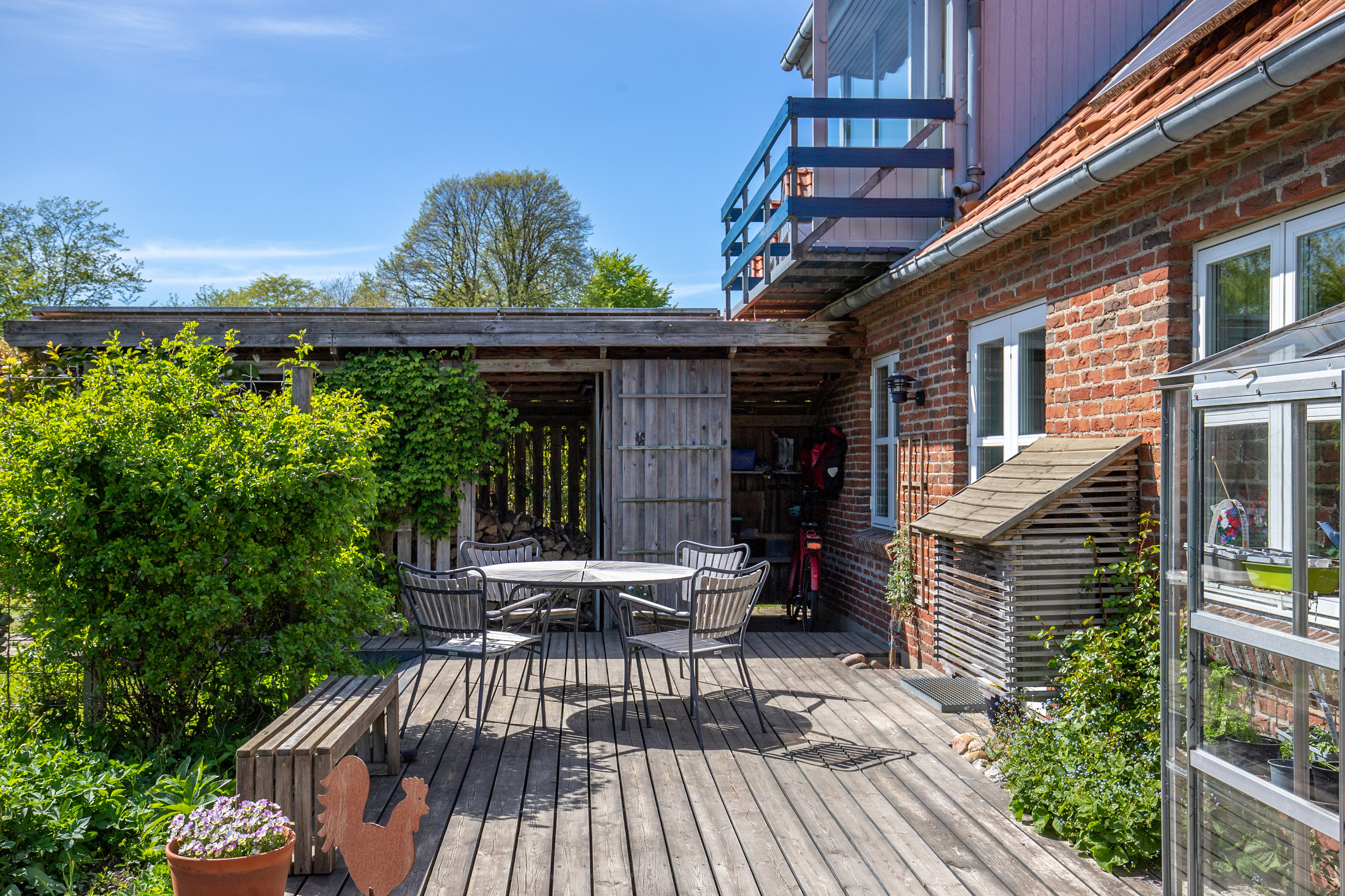 Fremhævet terrasse billede i fuldskærmstilstand. Billede af Gyndbjerg 21, Agtrup, 6091 Bjert