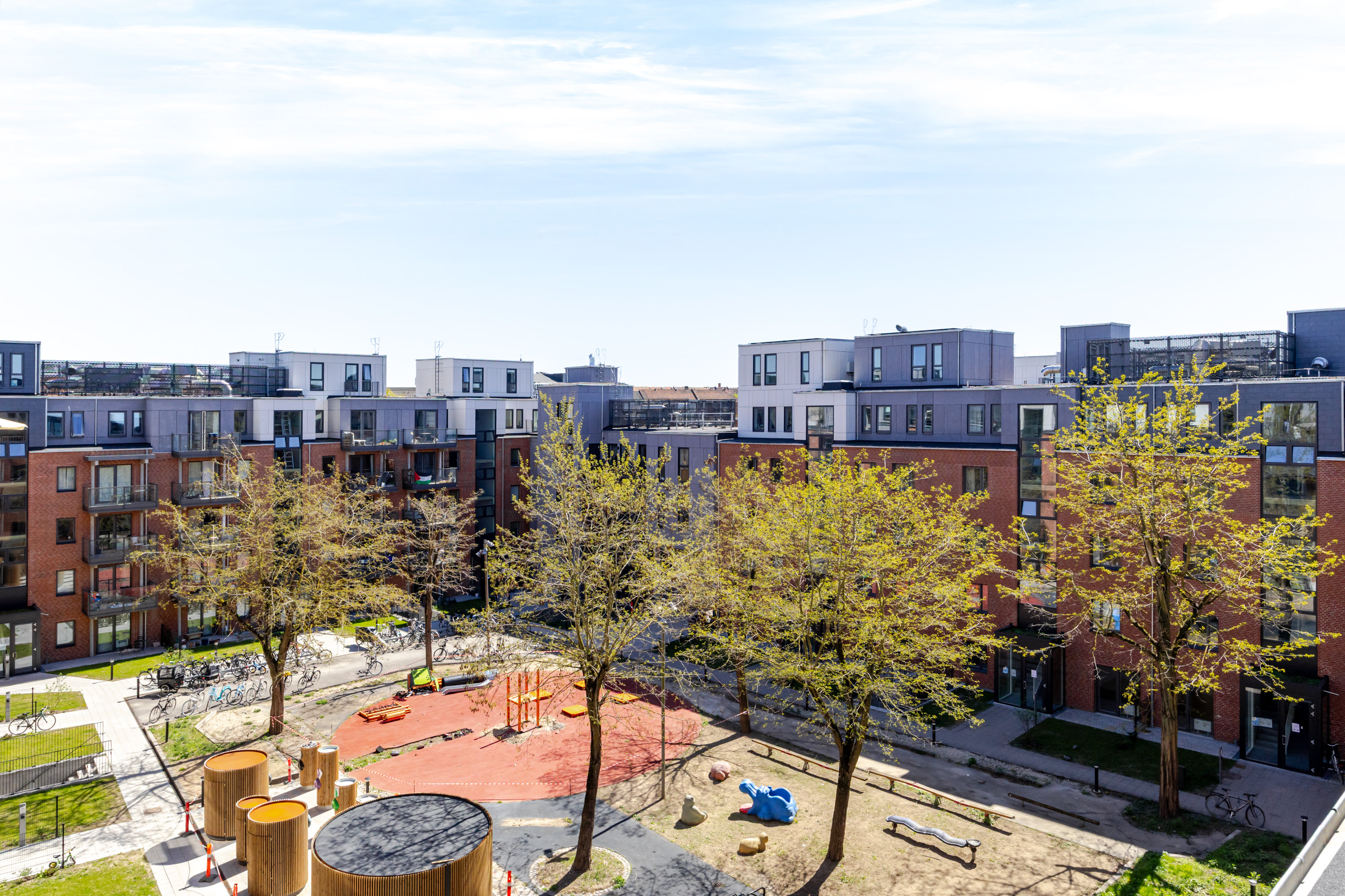 Fremhævet andet billede i fuldskærmstilstand. Billede af Mjølnerparken 56, 4. th., 2200 København N